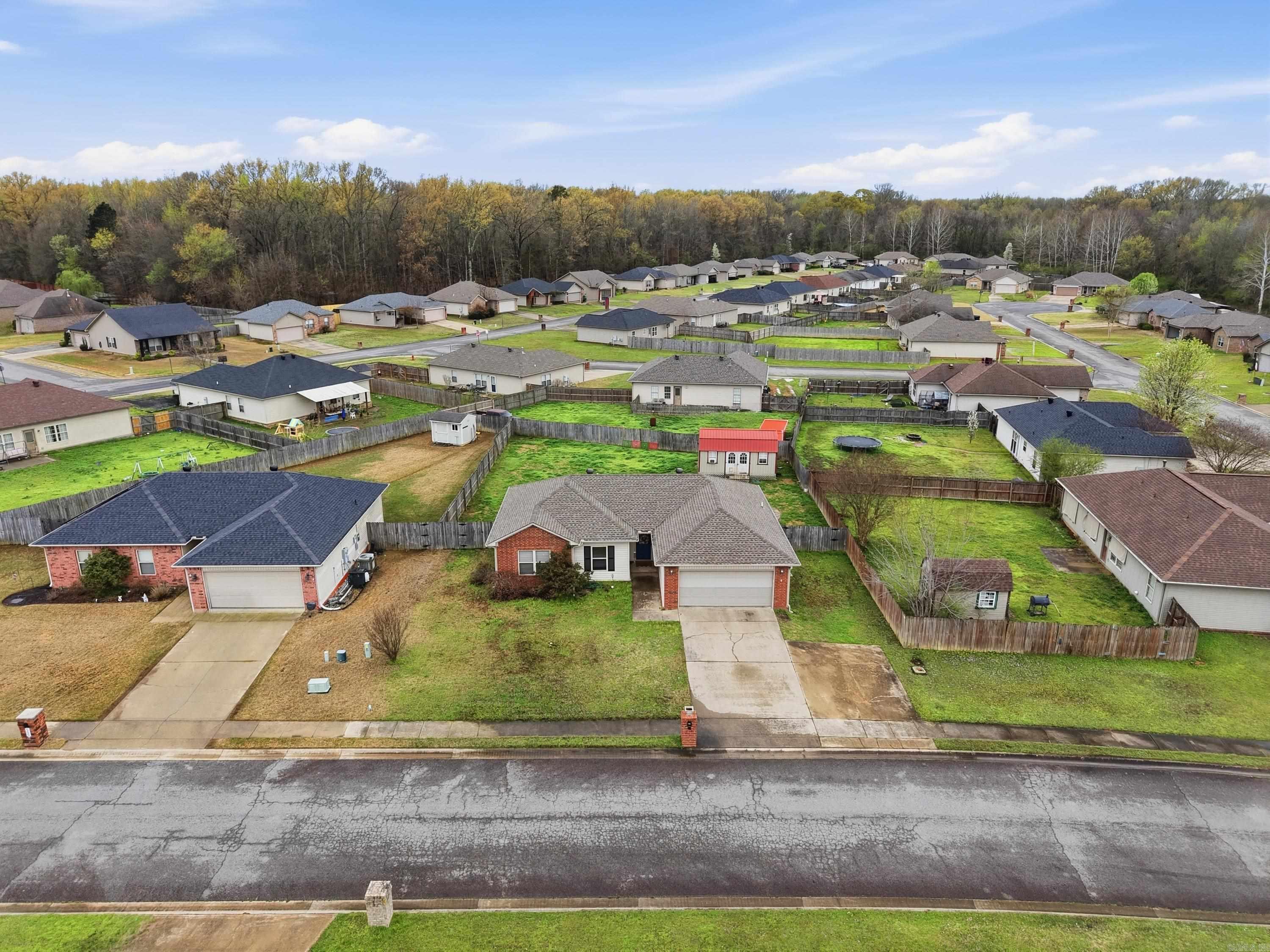 503 Nectarine  Austin, AR