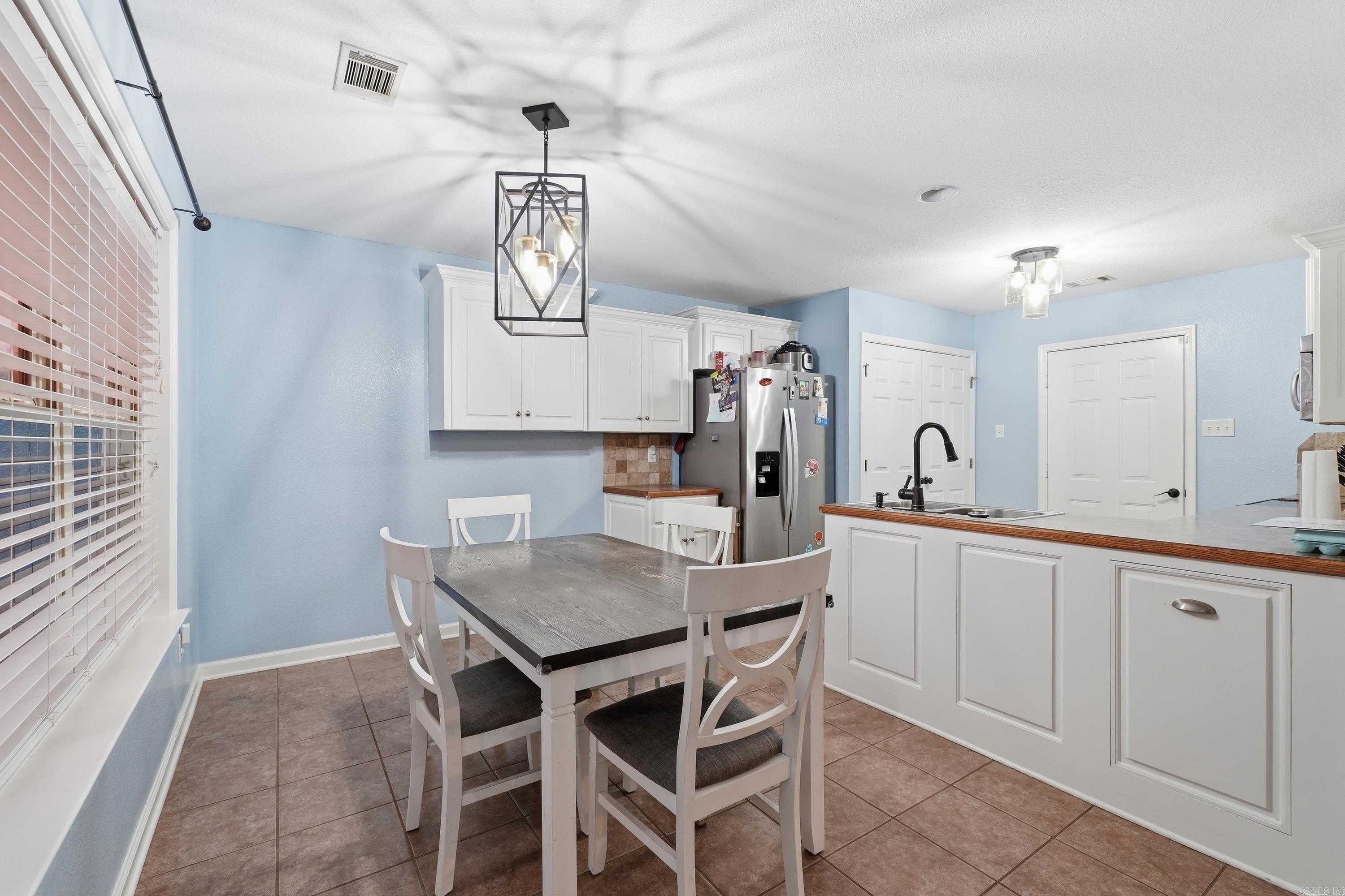 503 Nectarine  Austin, AR