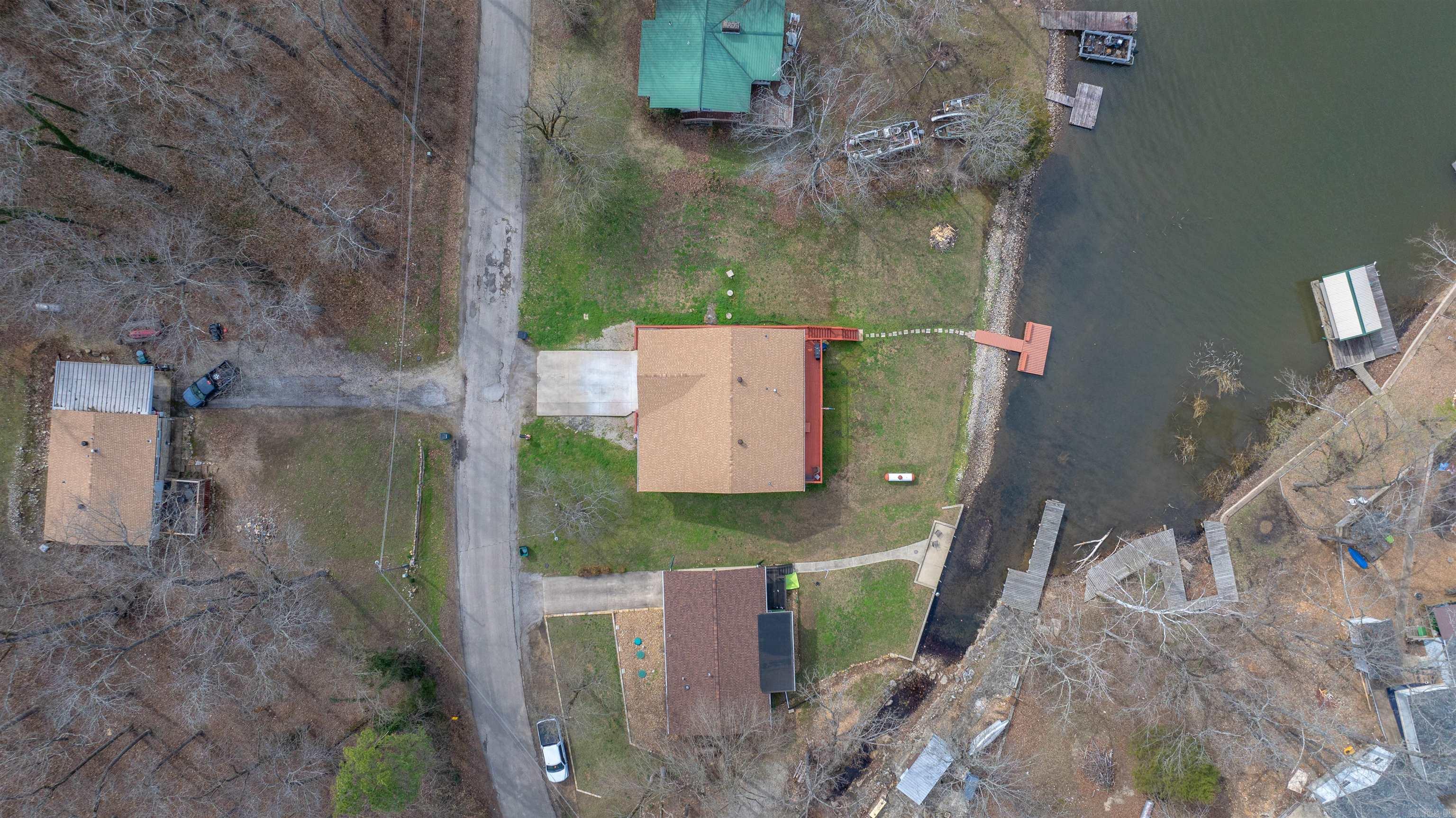 152 E Lakeshore  Cherokee Village, AR