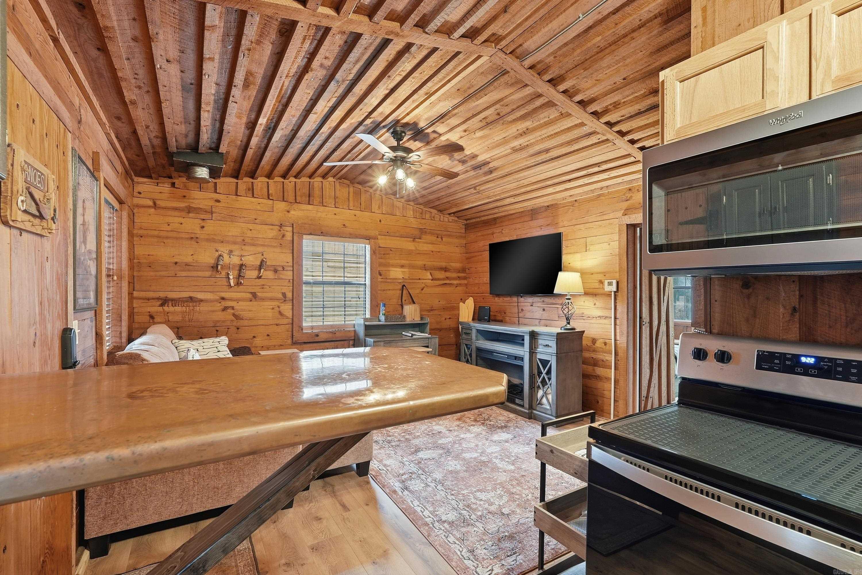 81 Lobo Cabin #10 Heber Springs, AR