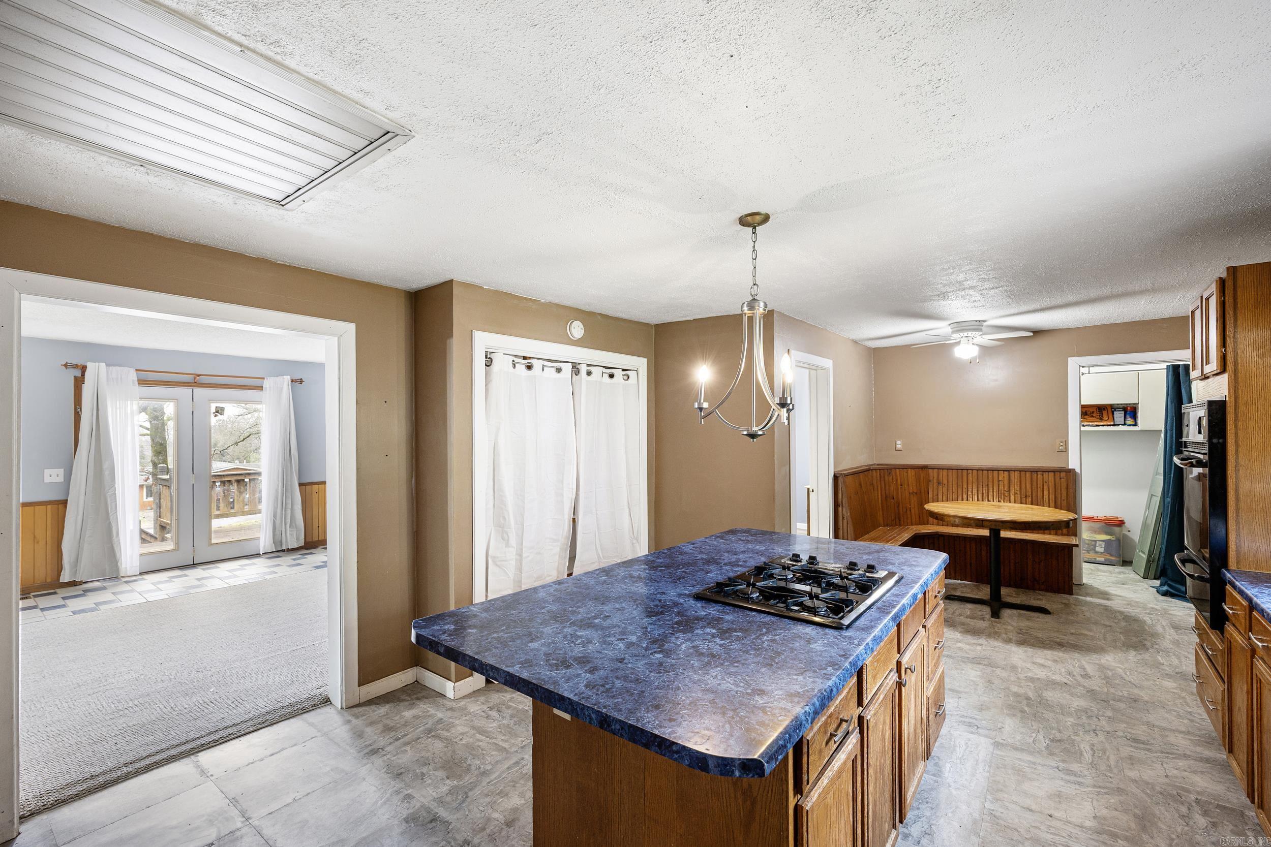 1068 County Road 2503  Hartman, AR