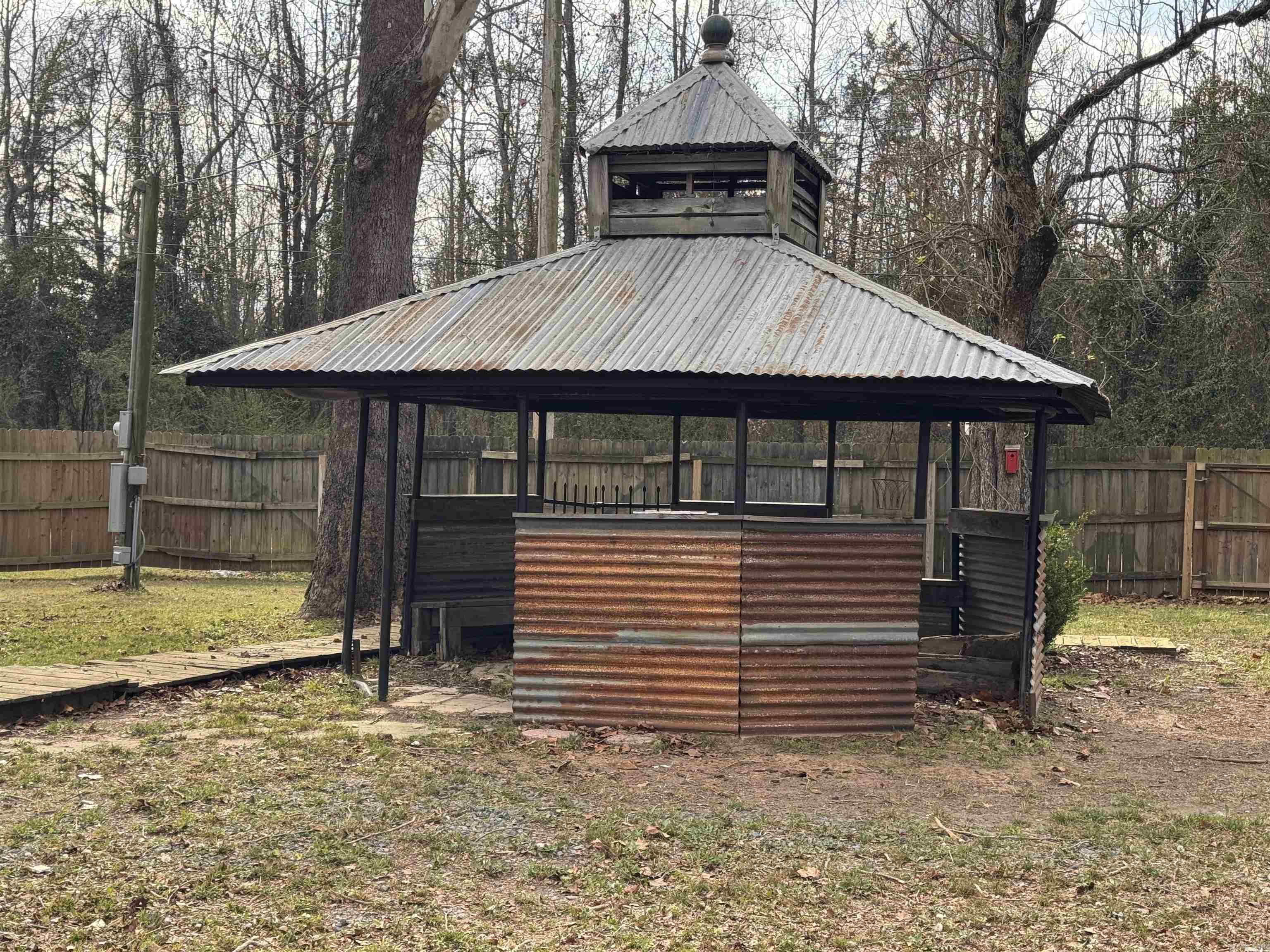 710 W Main  Fouke, AR