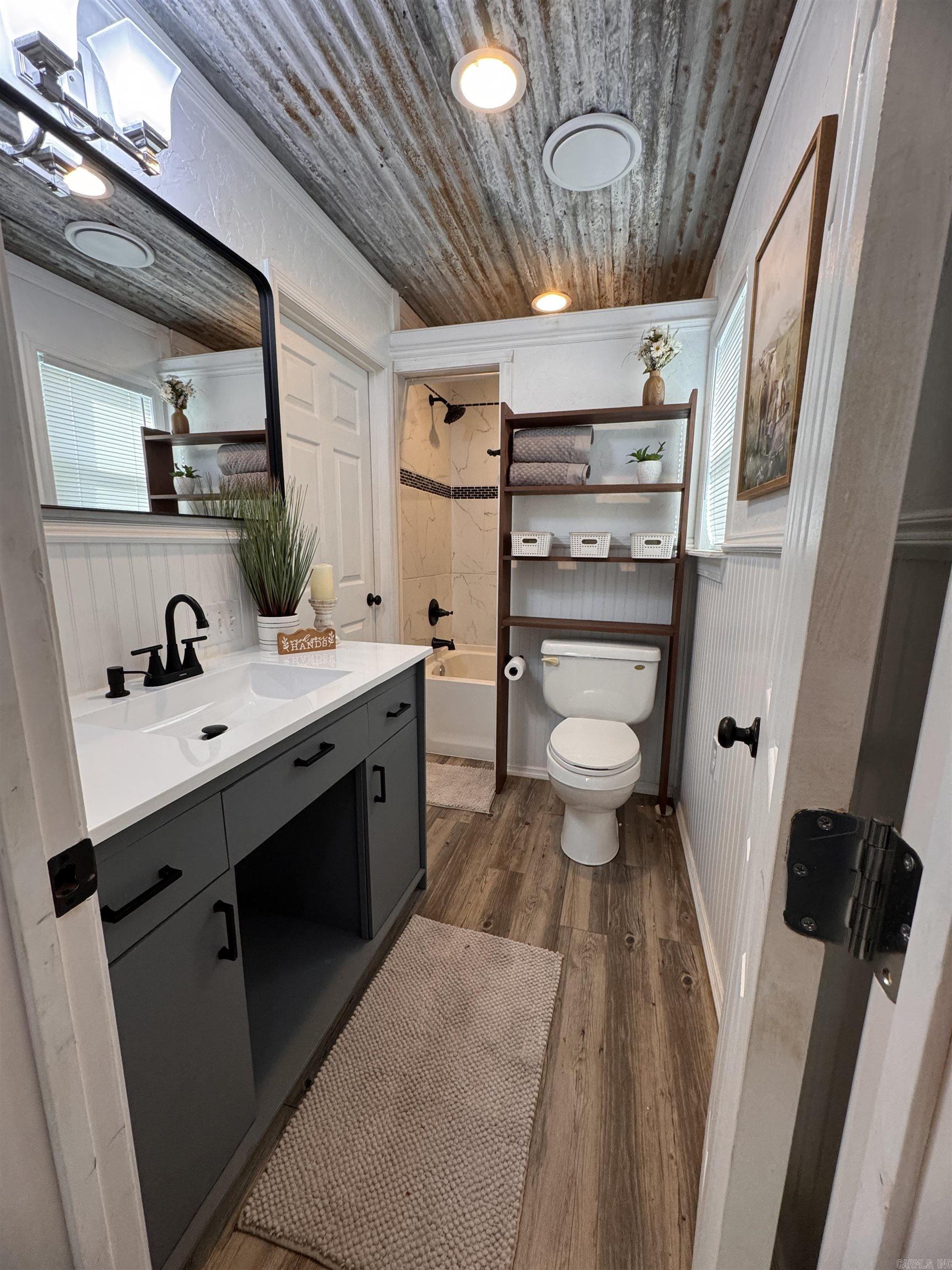 710 W Main  Fouke, AR