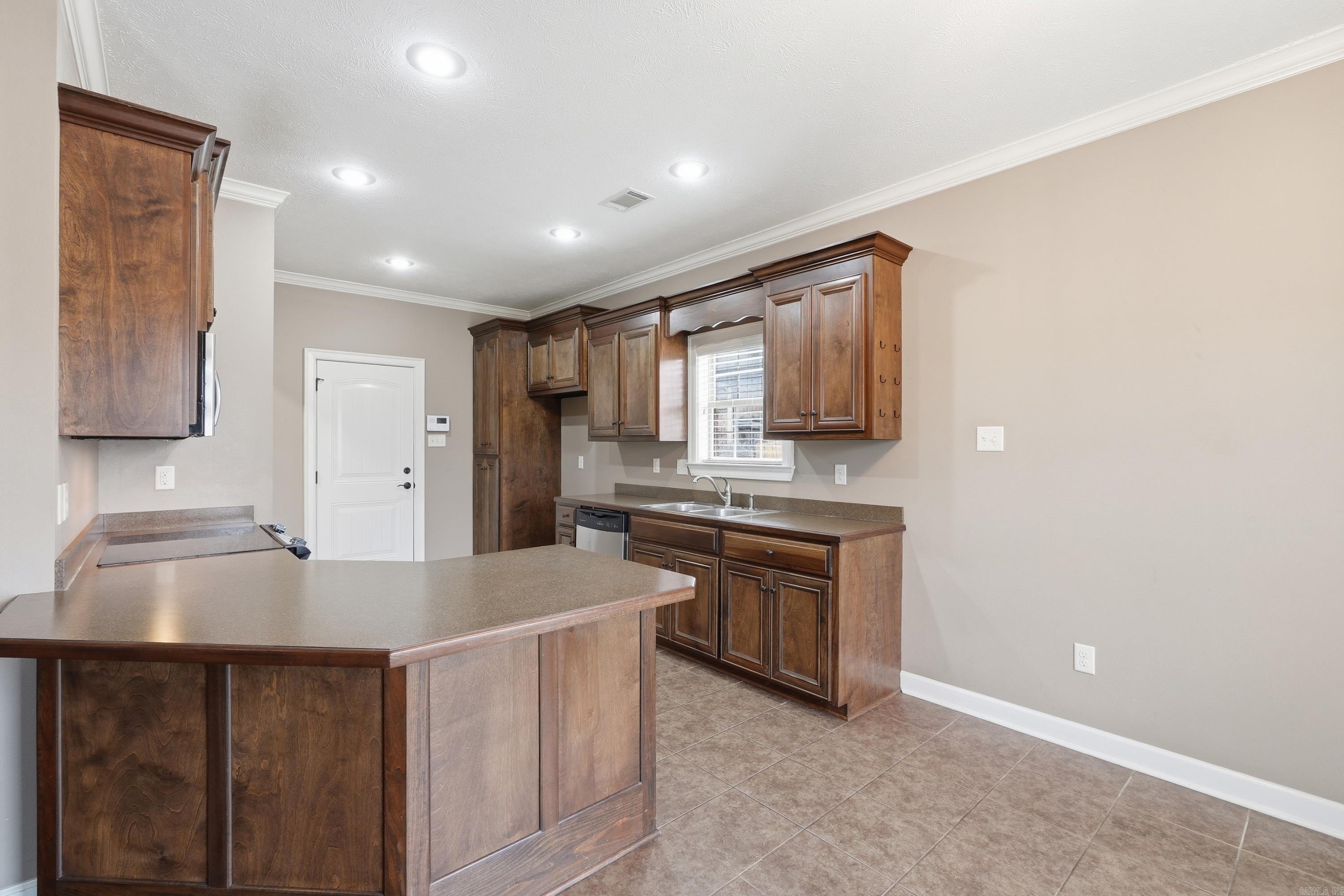 26 Oak Tree  Conway, AR