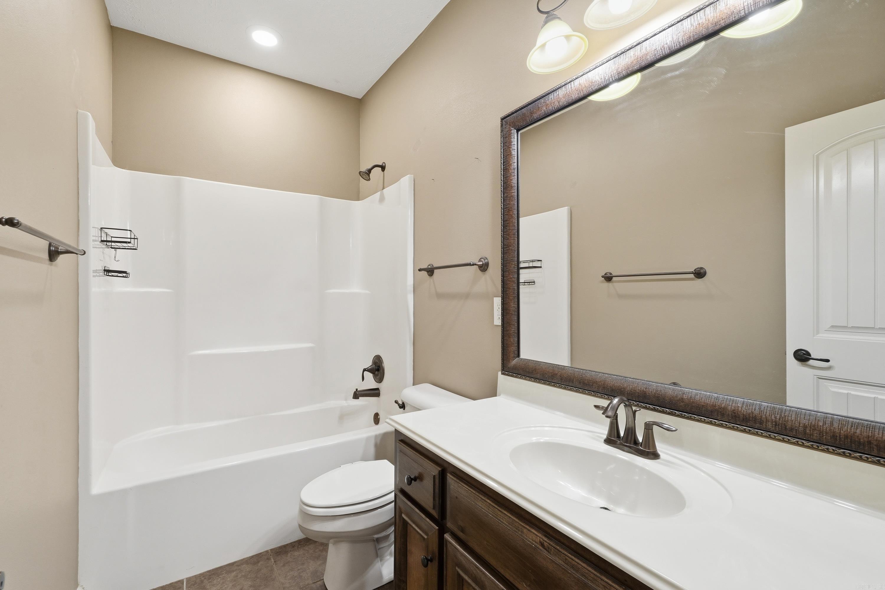 26 Oak Tree  Conway, AR