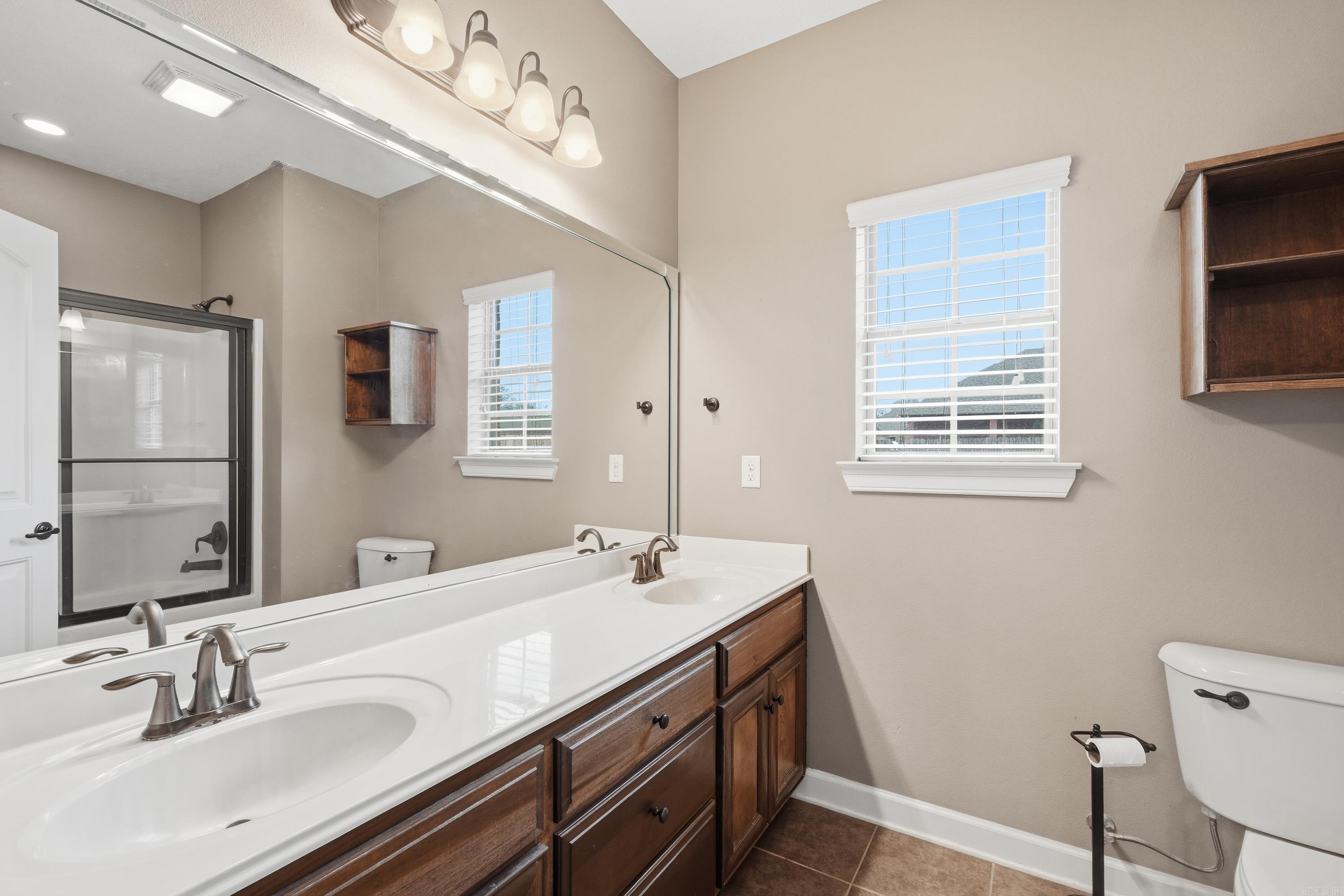 26 Oak Tree  Conway, AR