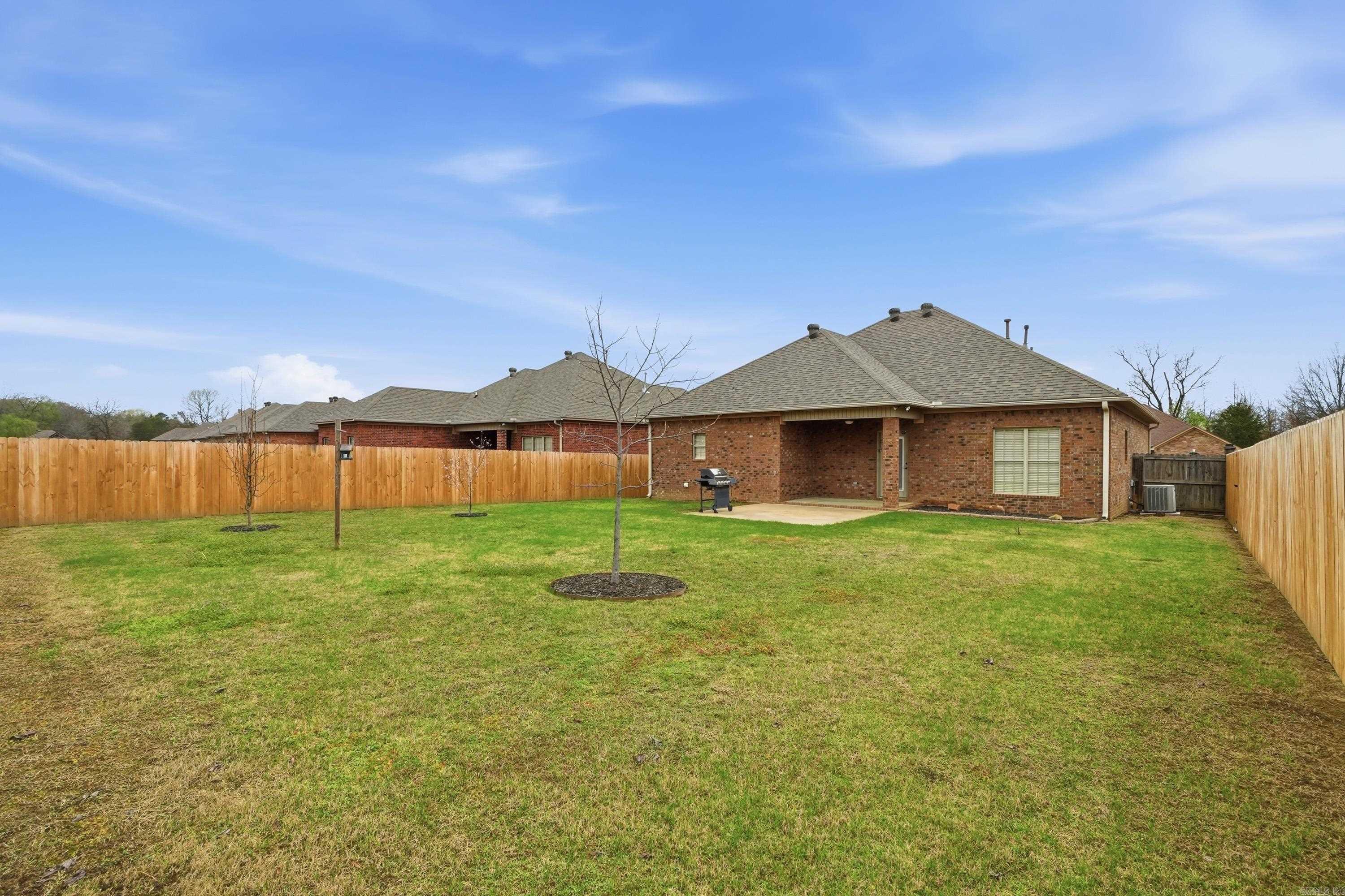 26 Oak Tree  Conway, AR
