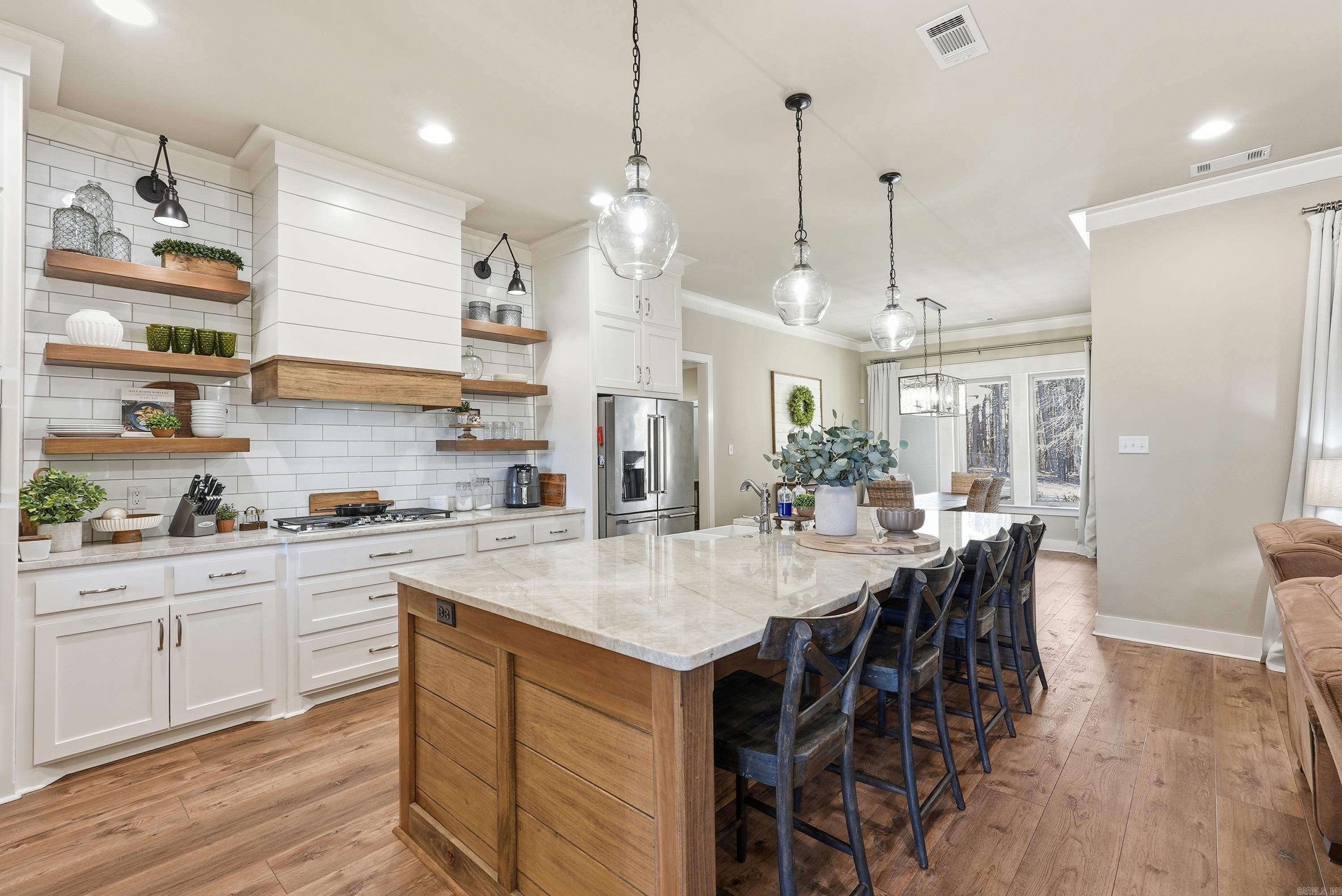 5048 Westridge Cir  Benton, AR