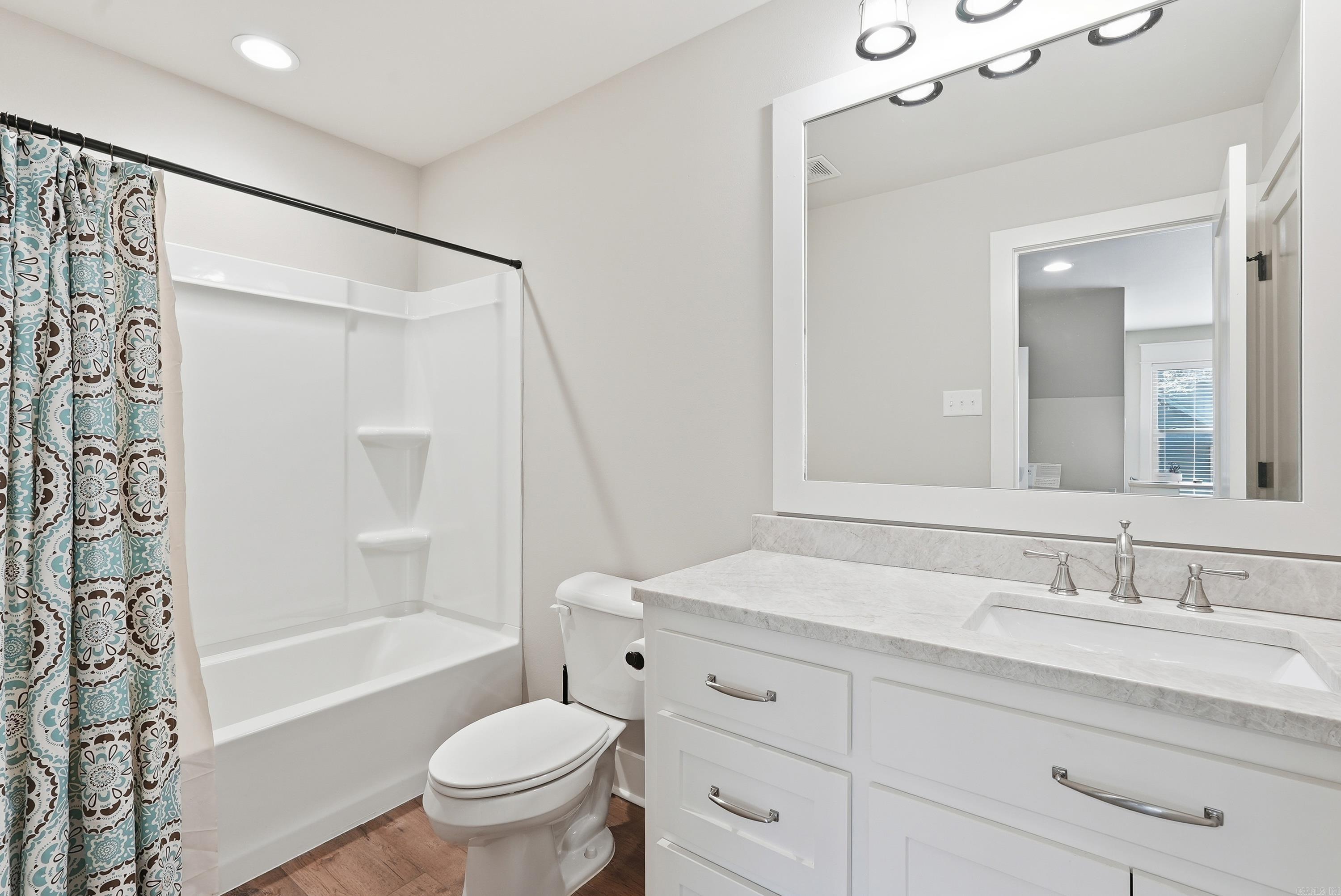 5048 Westridge Cir  Benton, AR