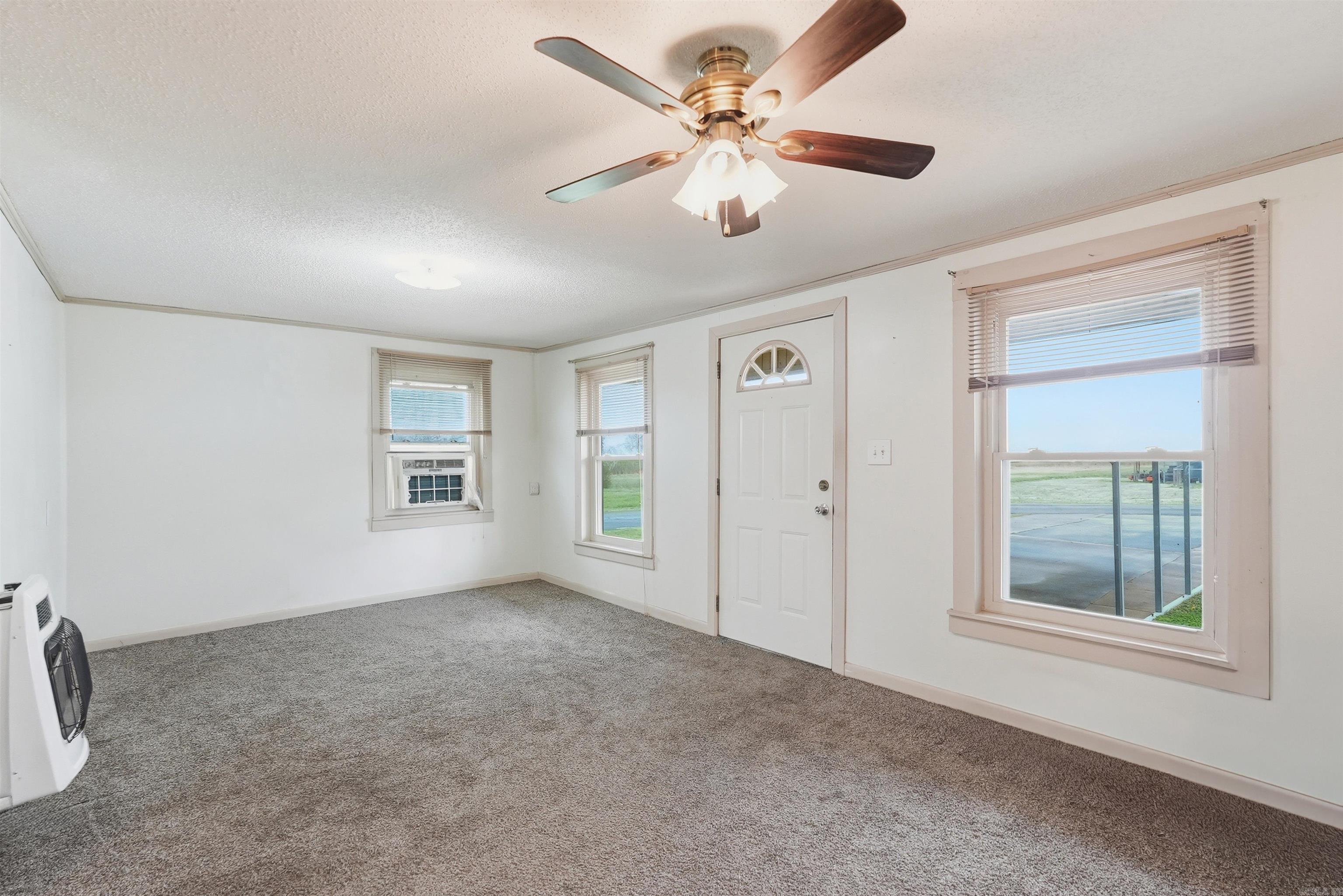 17 N Church  Vilonia, AR