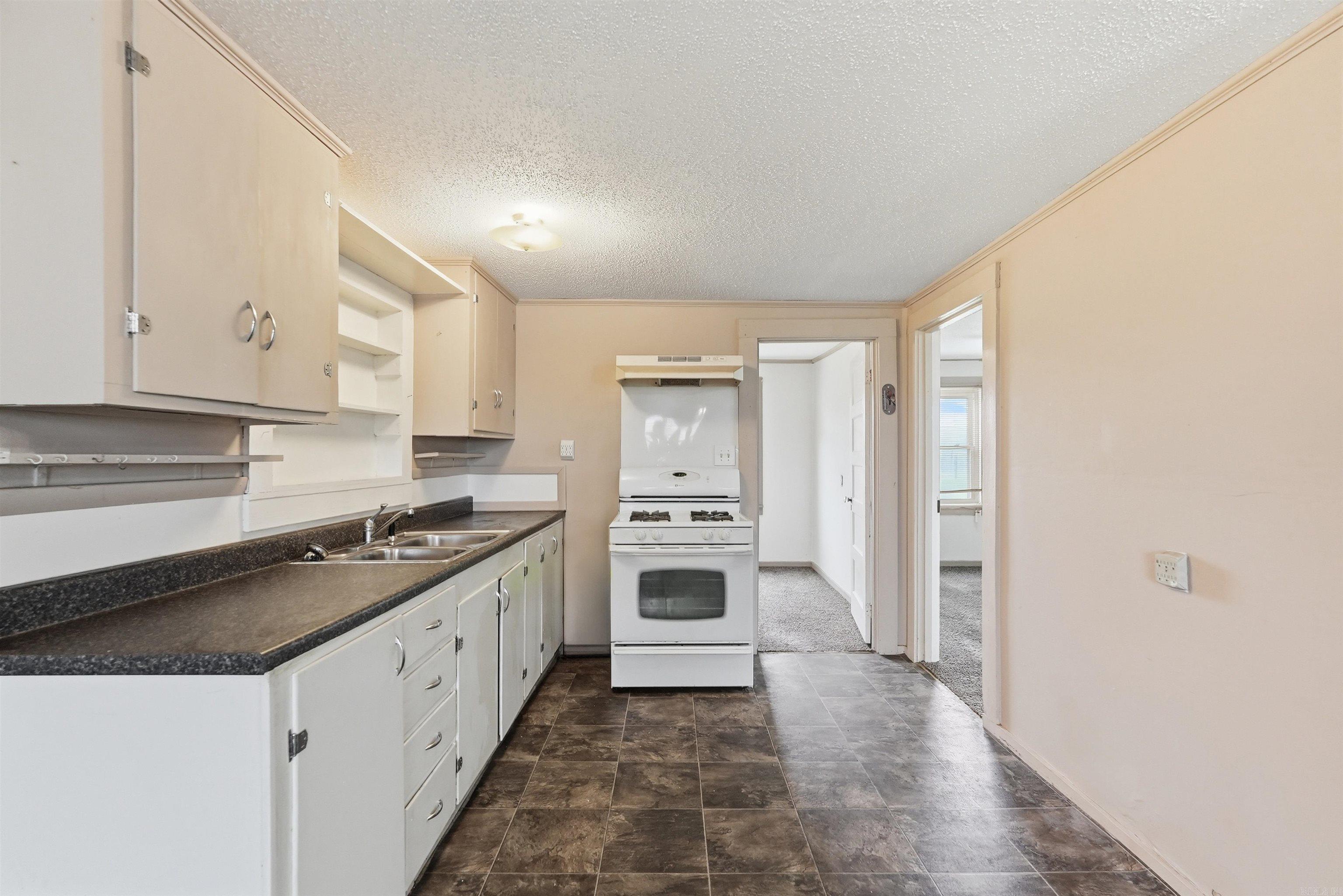 17 N Church  Vilonia, AR