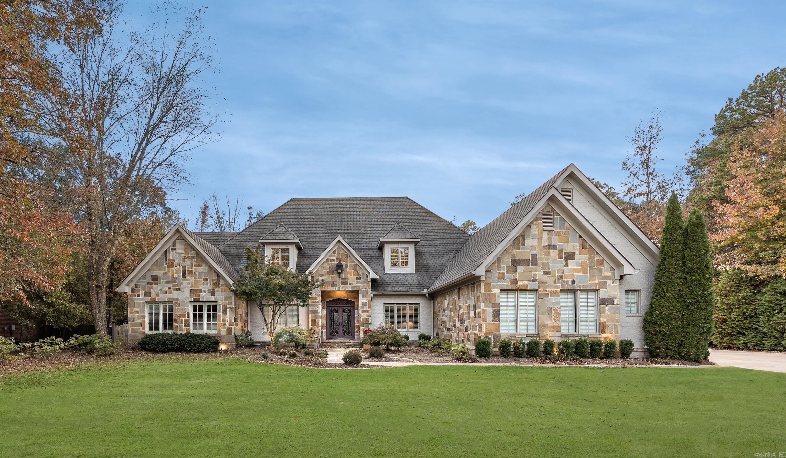 14 Sologne  Little Rock, AR