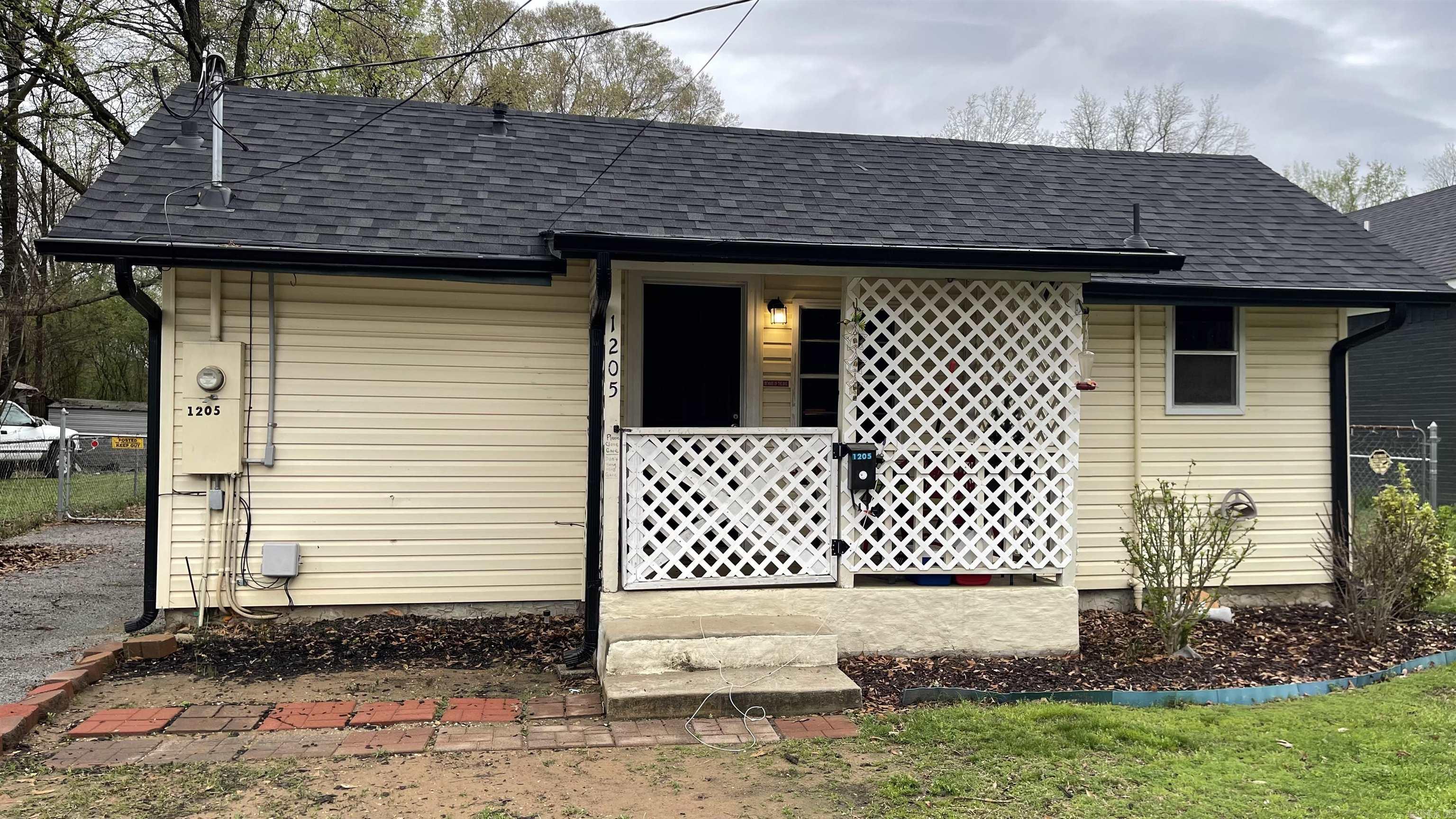 1205 Henry Street  Benton, AR