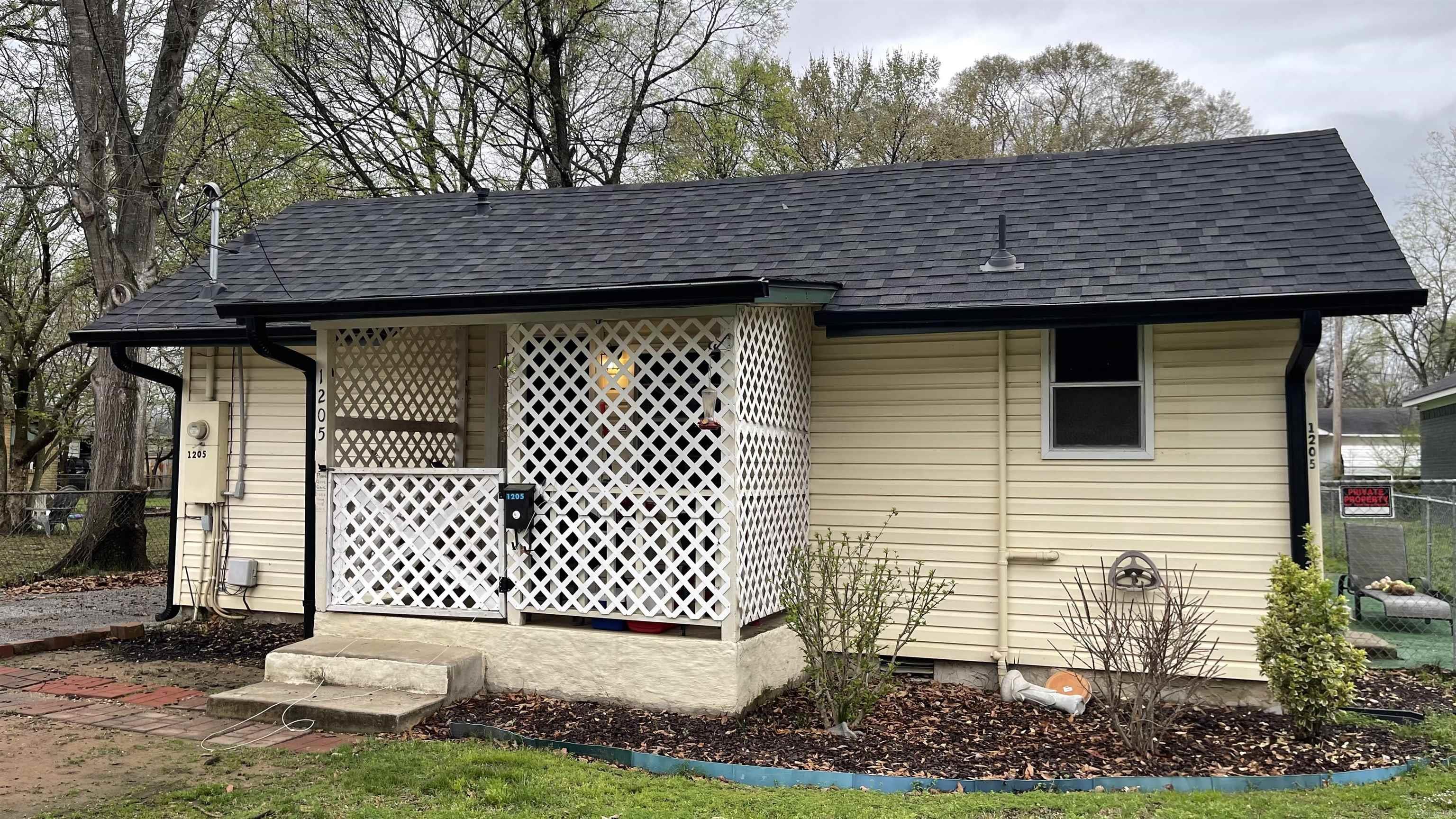 1205 Henry Street  Benton, AR