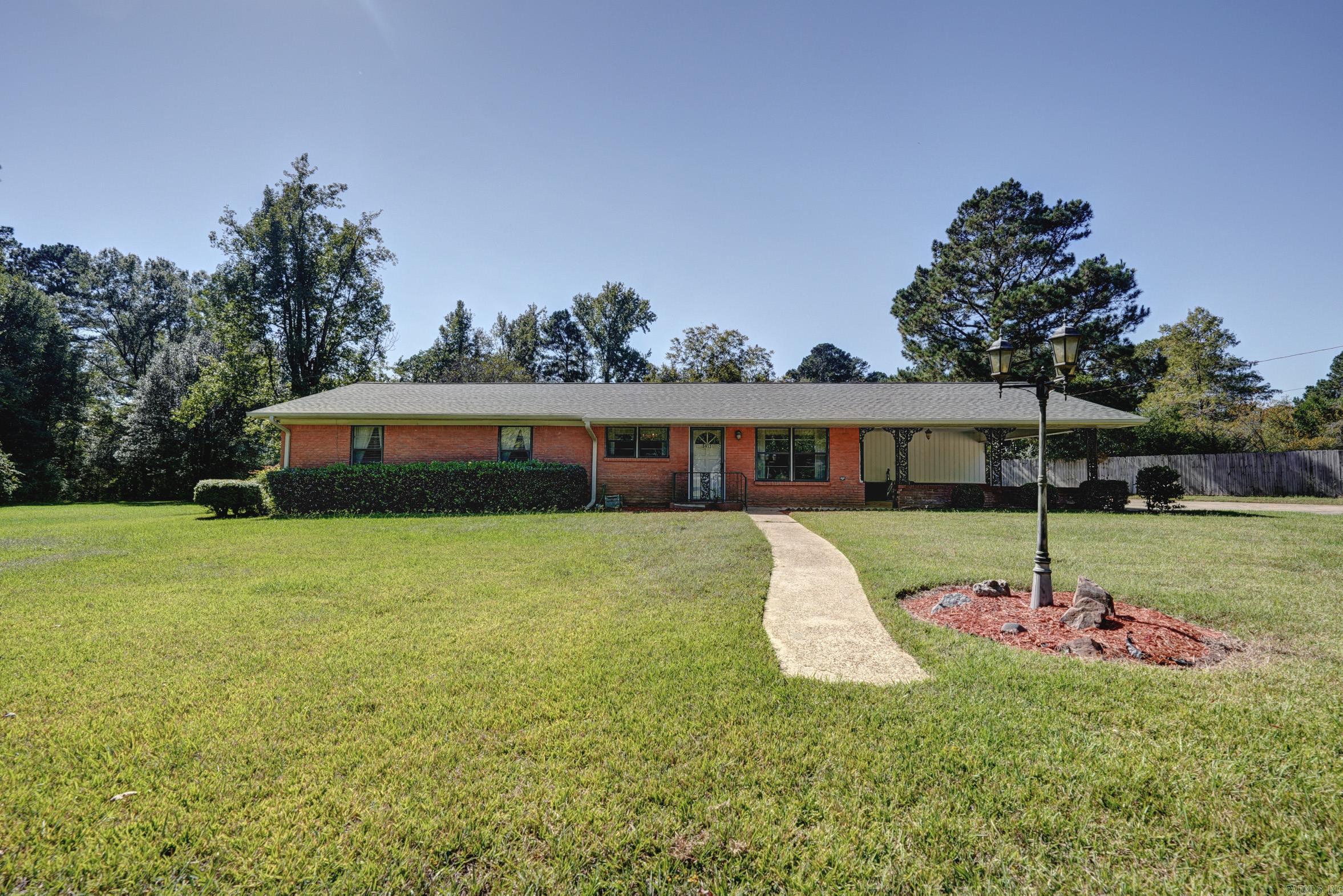 3417 East  Texarkana, AR
