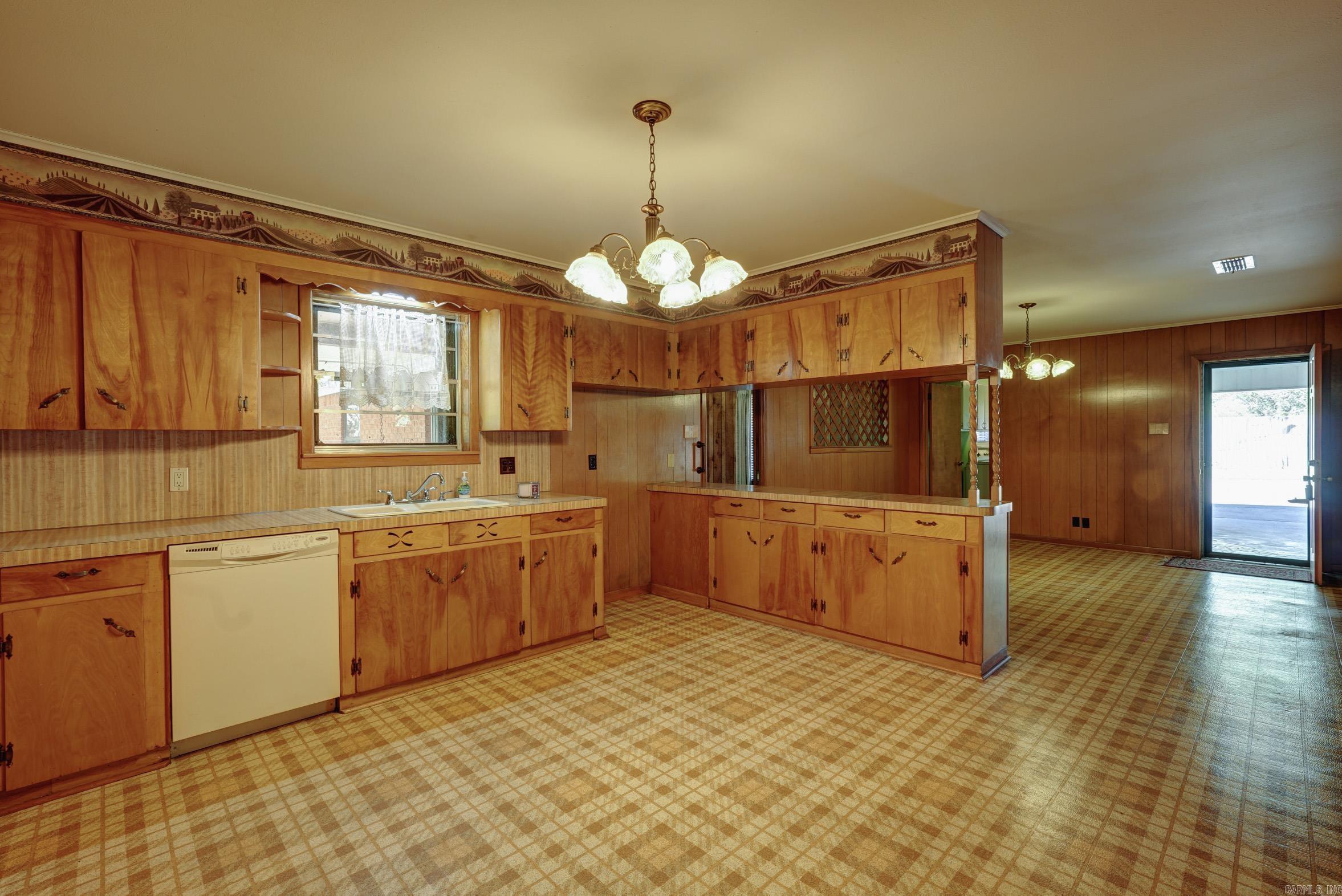 3417 East Street Texarkana, AR 71854