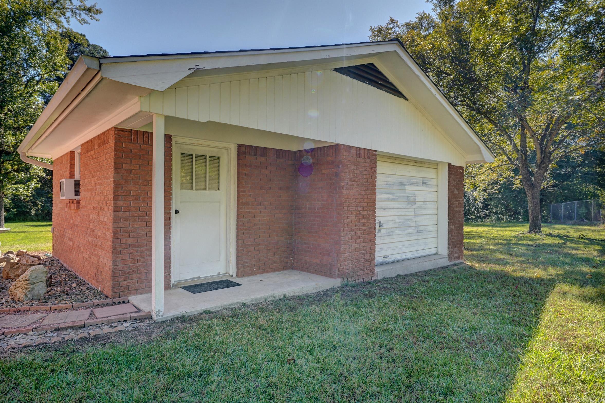 3417 East  Texarkana, AR