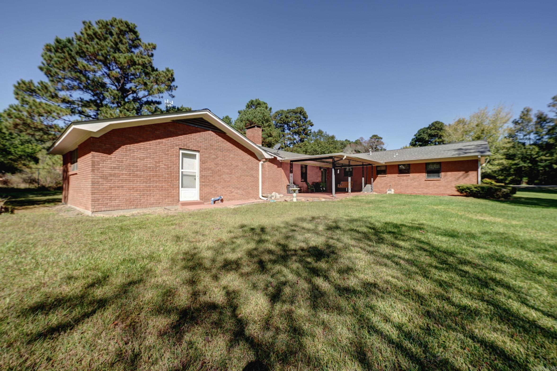 3417 East Street Texarkana, AR 71854