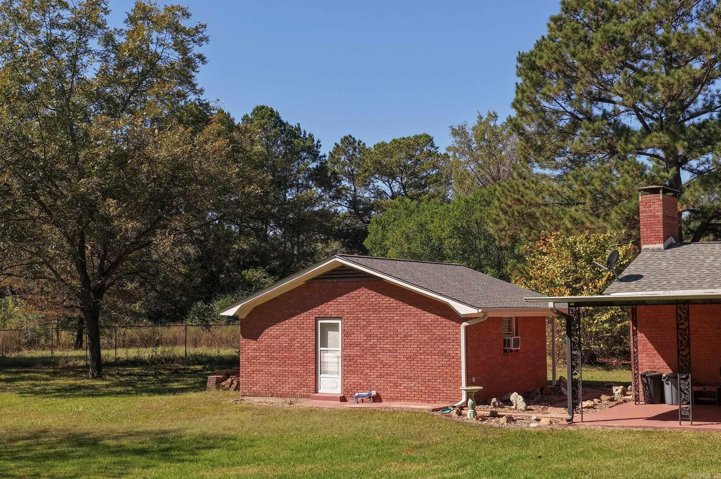 3417 East Street Texarkana, AR 71854