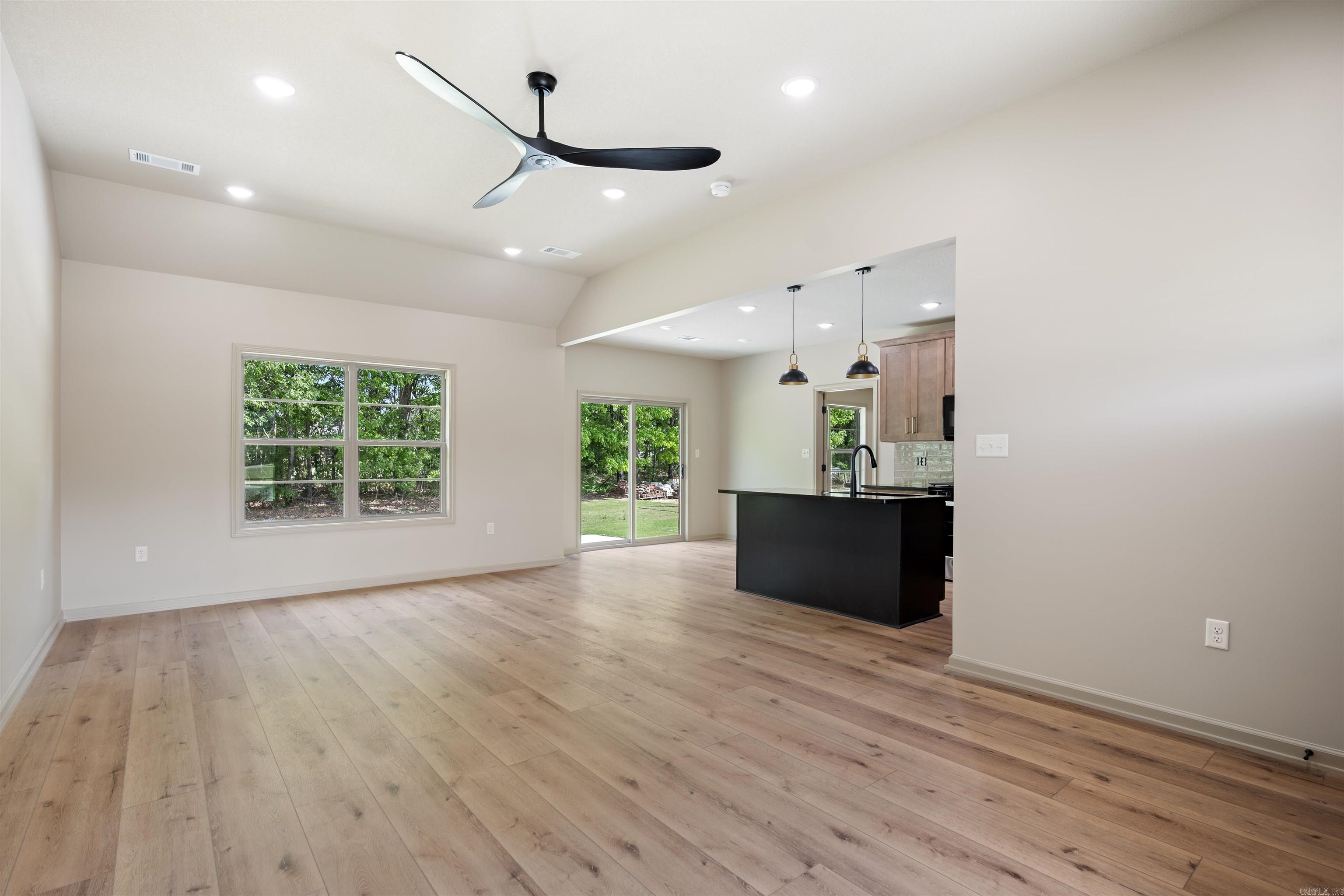 419 Gia Bono, AR 72416