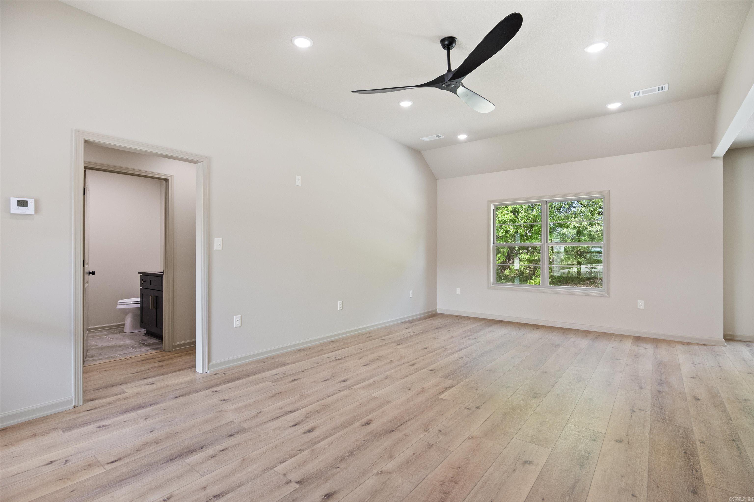 419 Gia Bono, AR 72416