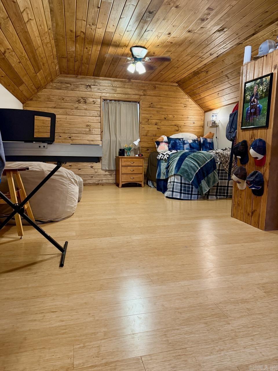 6 Miners  Mount Ida, AR