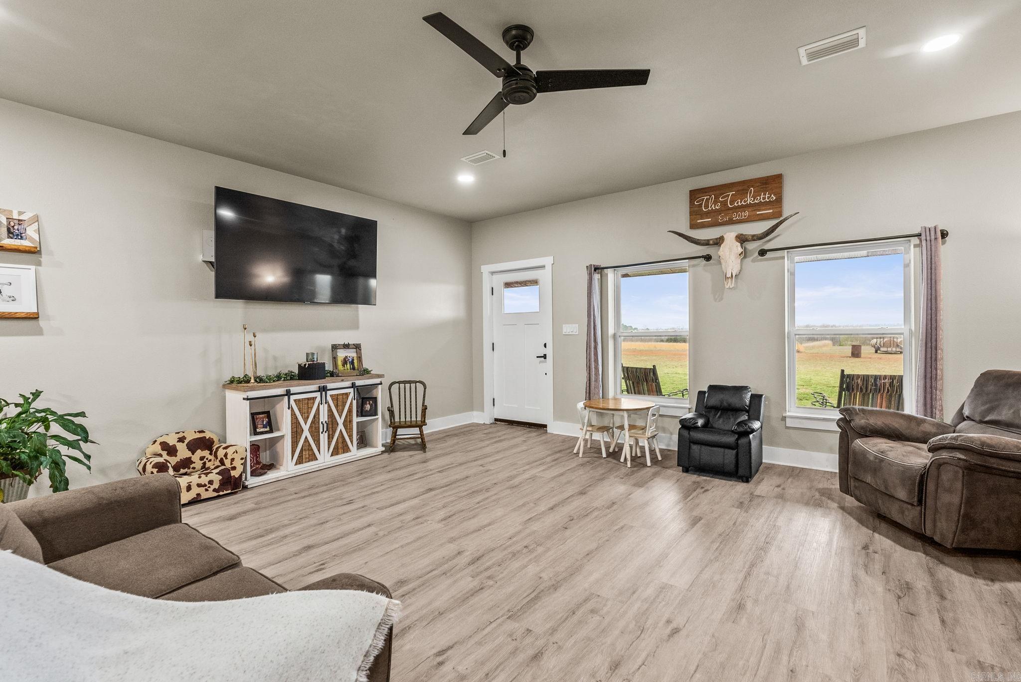 151 Latigo  Greenbrier, AR