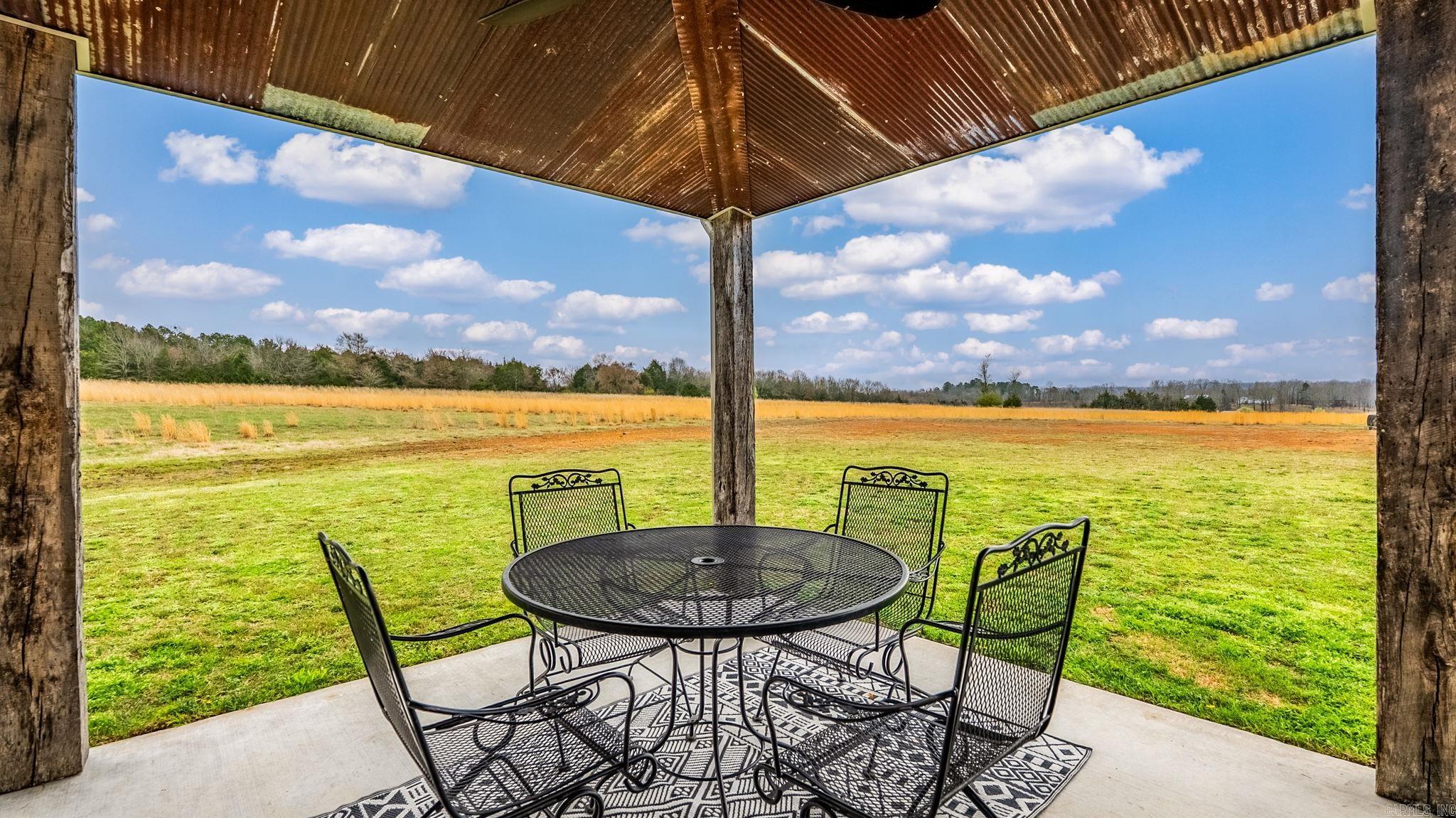 151 Latigo  Greenbrier, AR