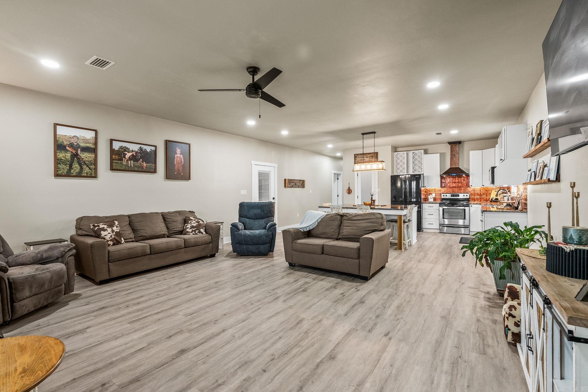 151 Latigo  Greenbrier, AR