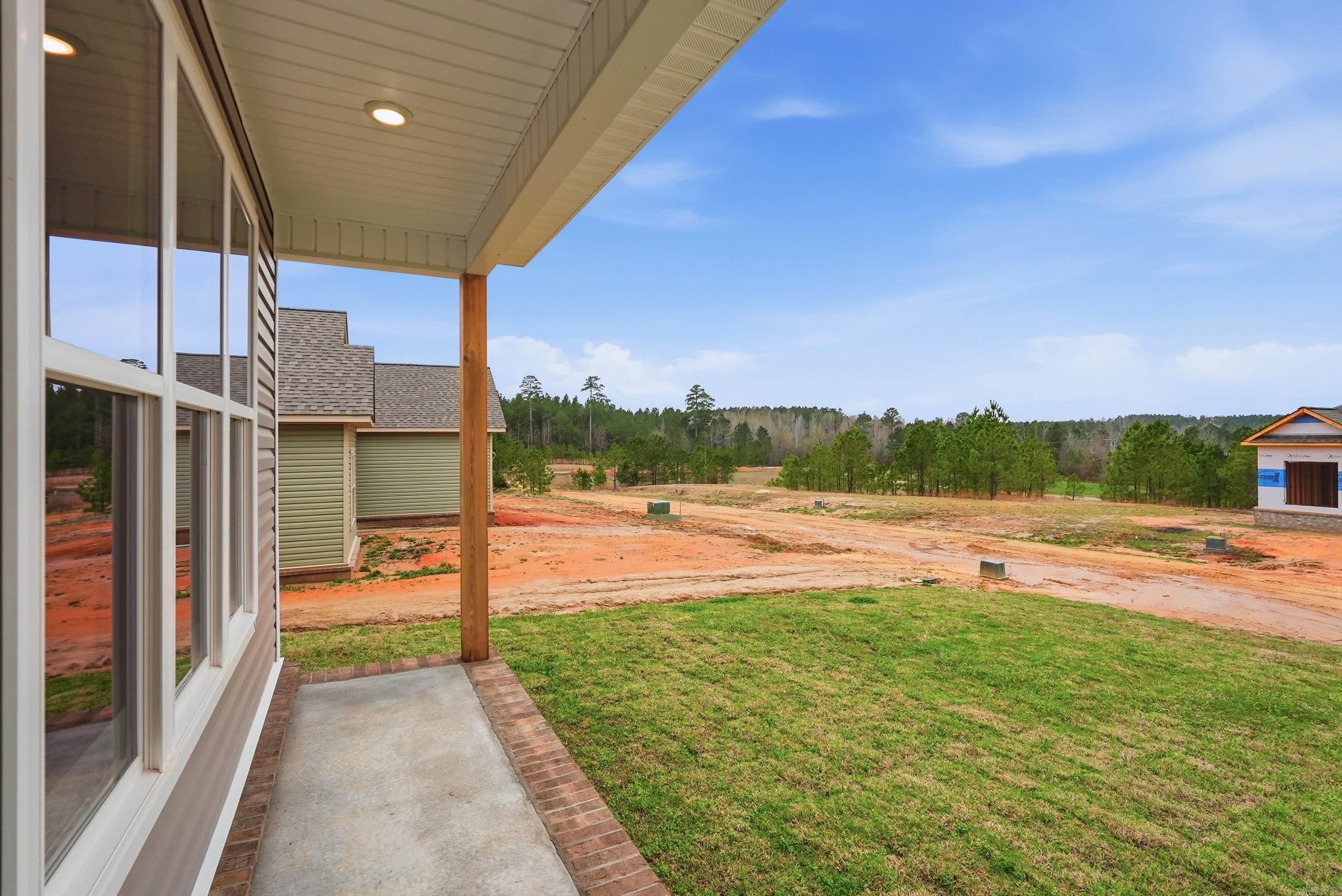 300 Doe  Hensley, AR