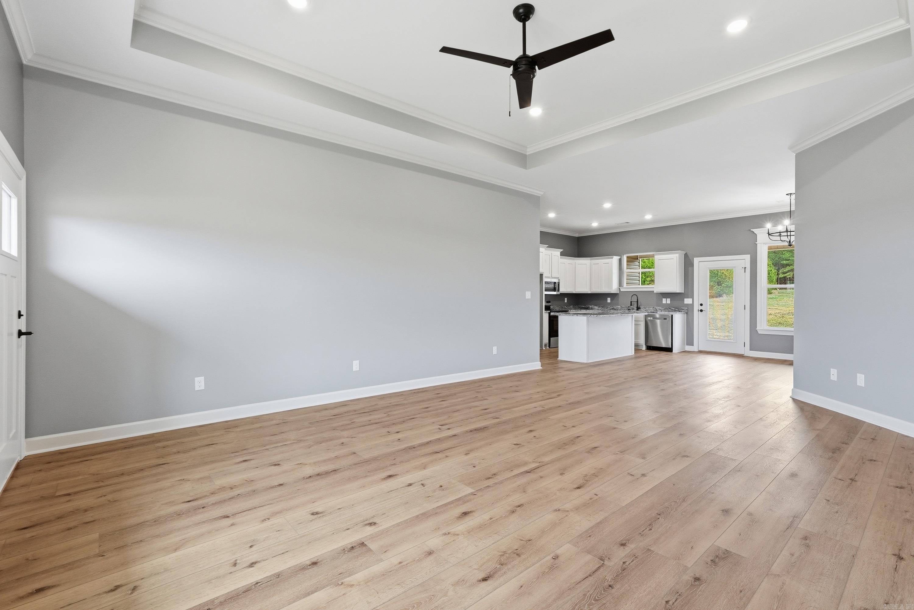 300 Doe  Hensley, AR