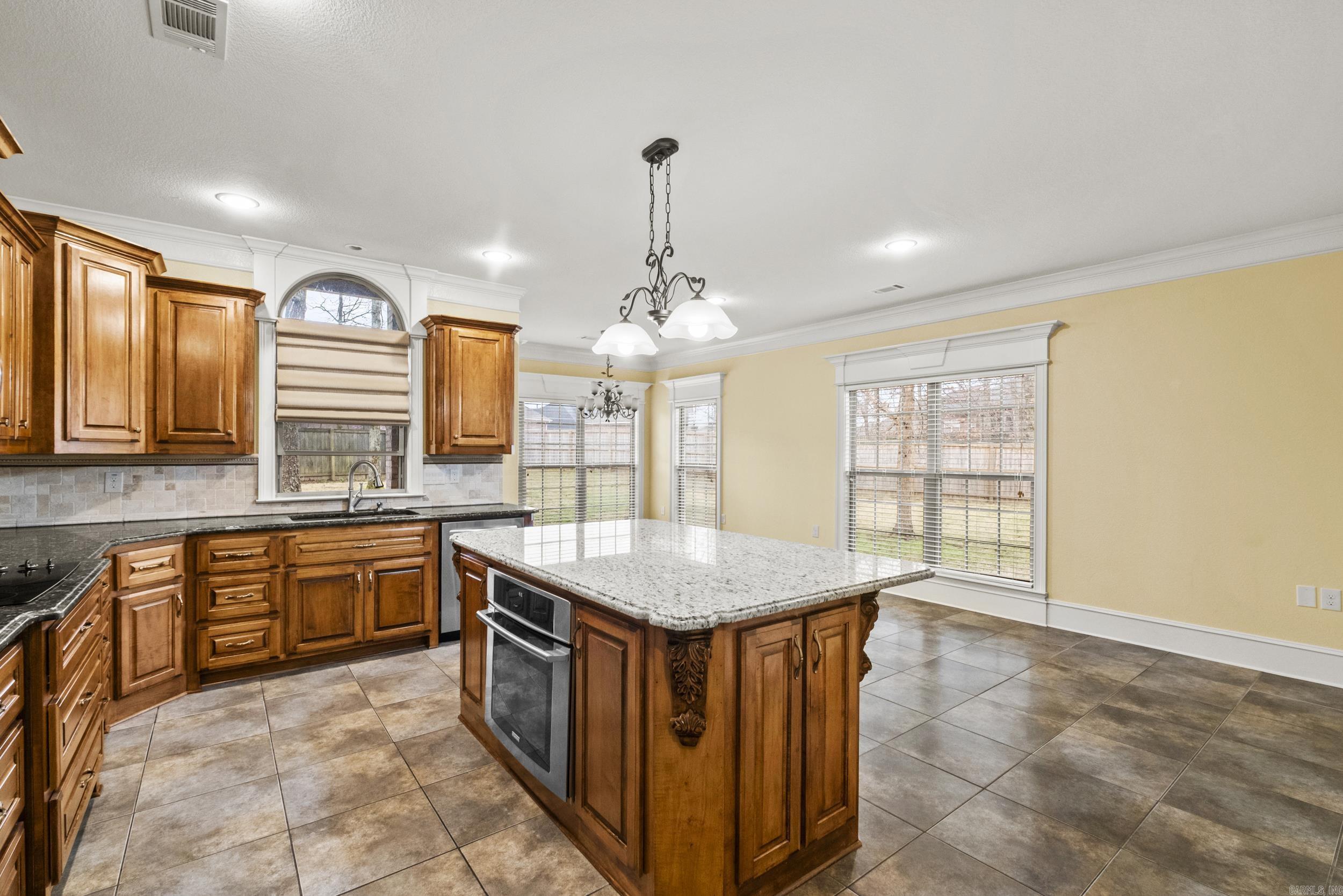 3241 Clearwater Ct  Sherwood, AR