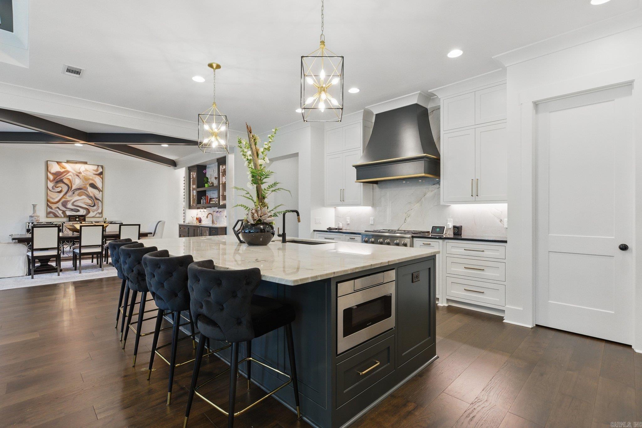 125 Hallen  Little Rock, AR