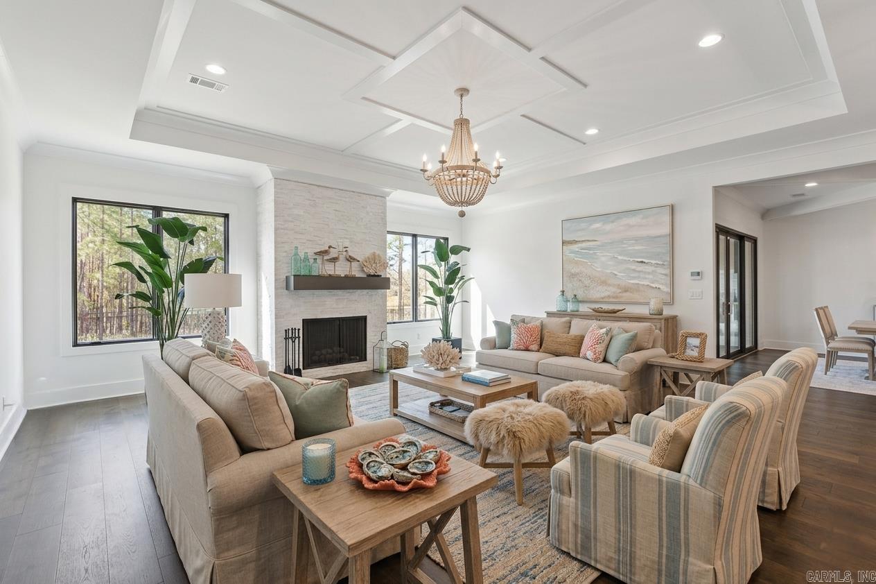 125 Hallen  Little Rock, AR