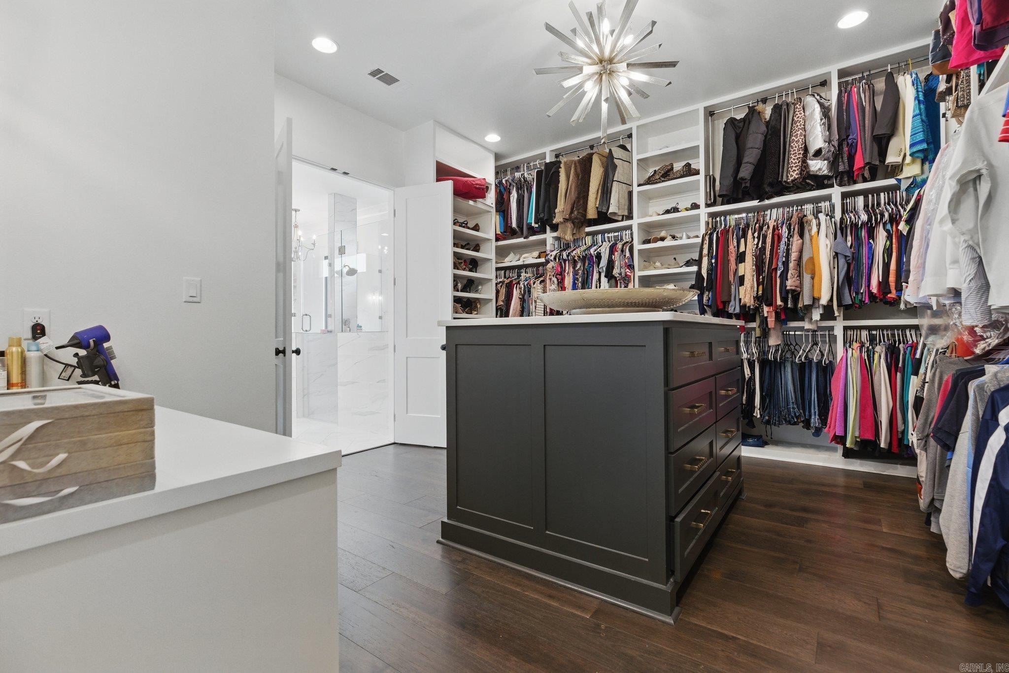 125 Hallen  Little Rock, AR