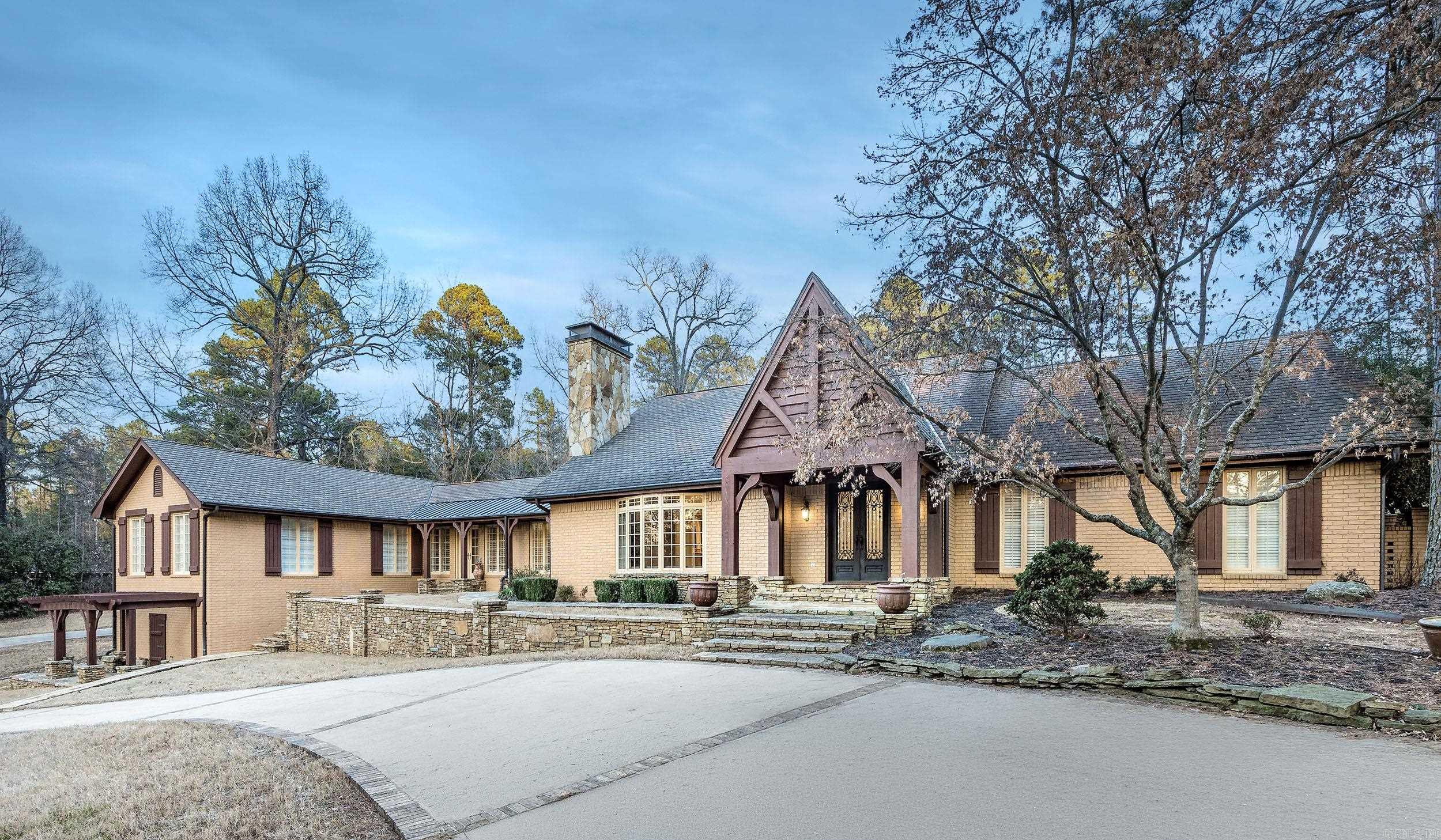 332 Bear  Conway, AR