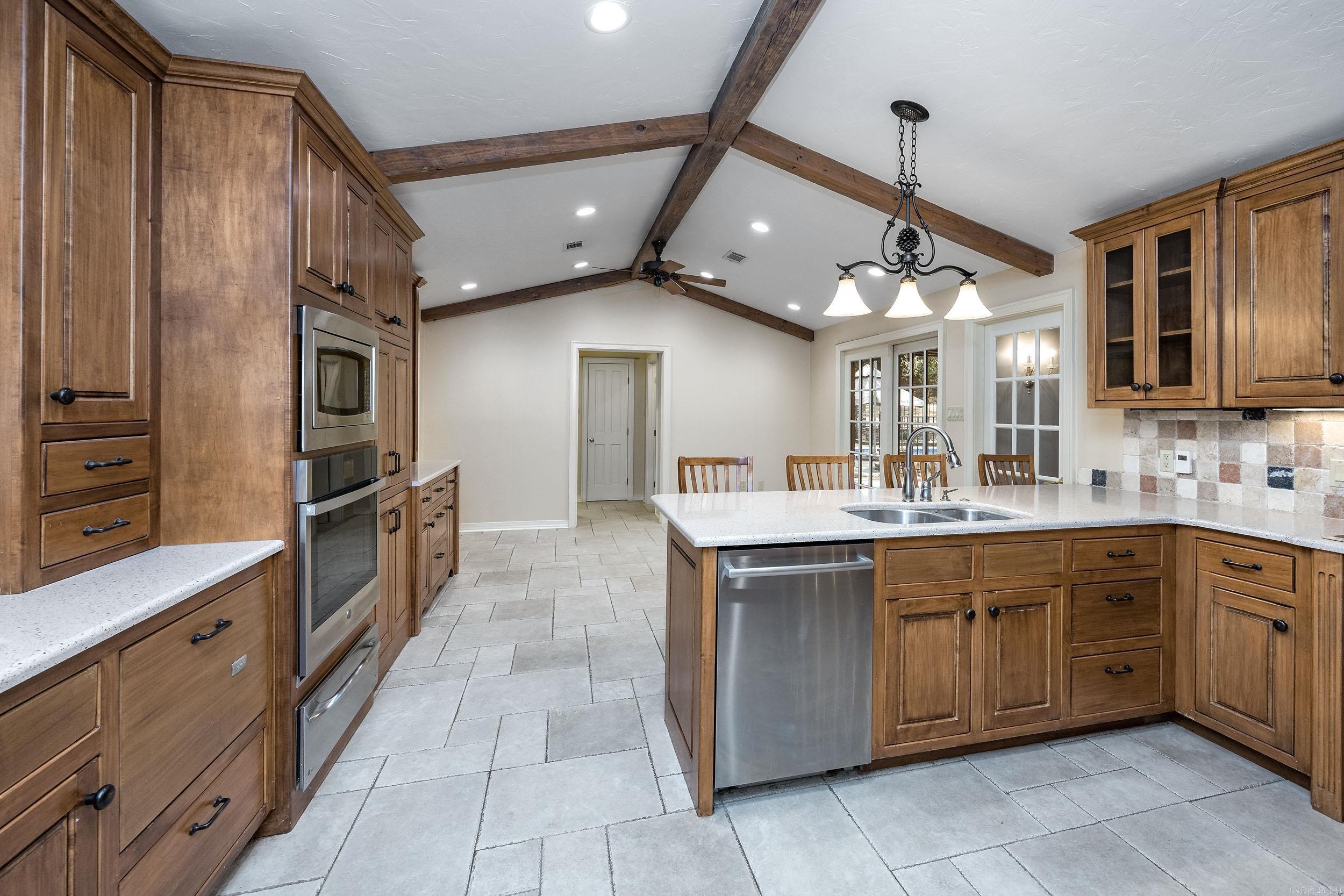 332 Bear  Conway, AR