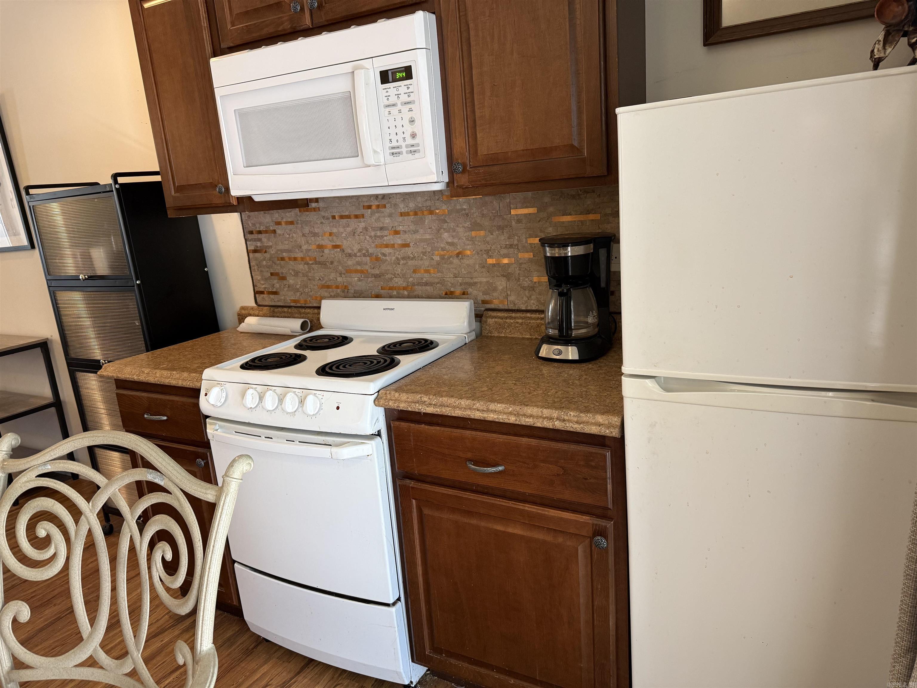 3006 Summerhill Place  Fairfield Bay, AR