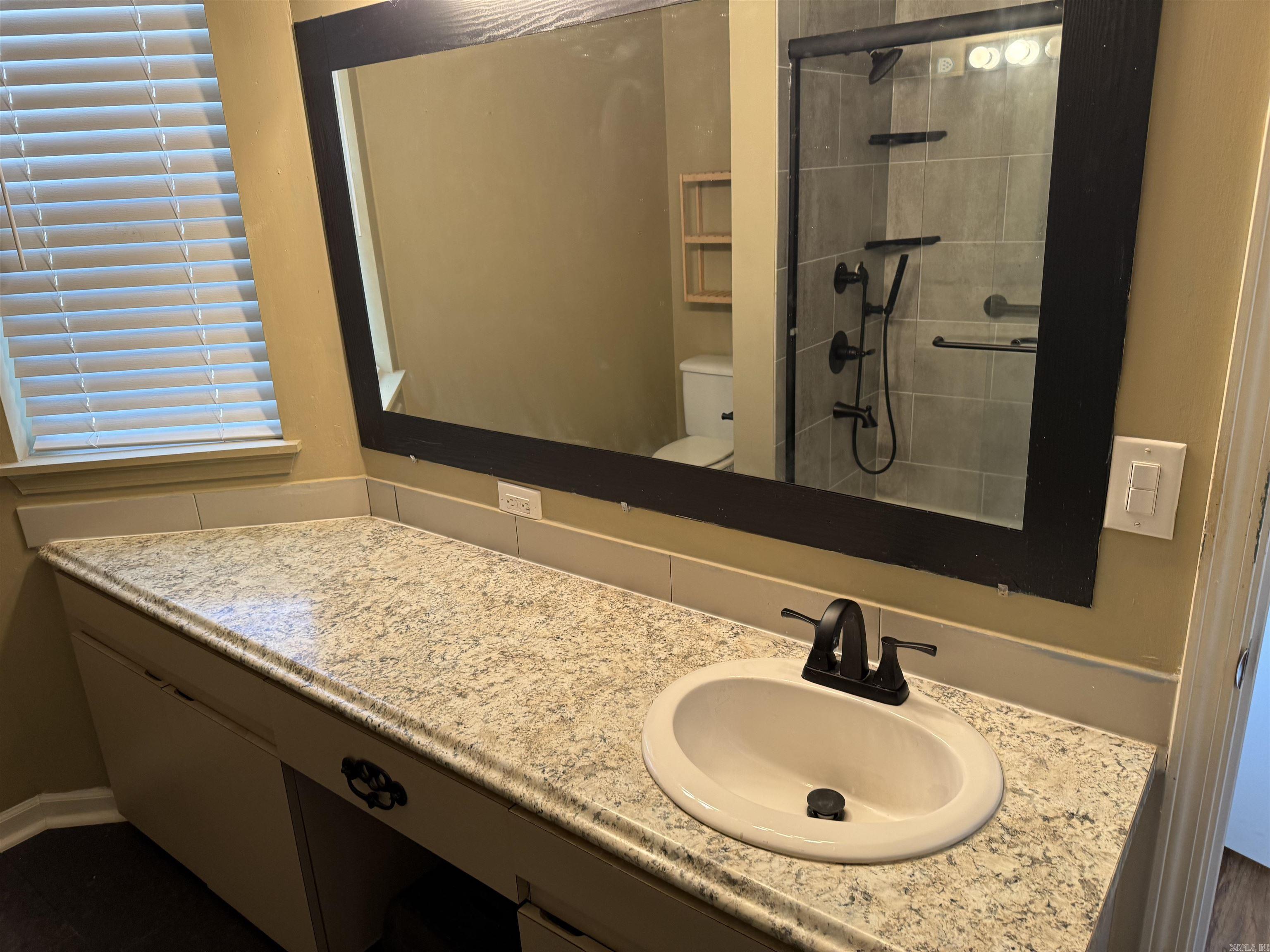 3006 Summerhill Place  Fairfield Bay, AR