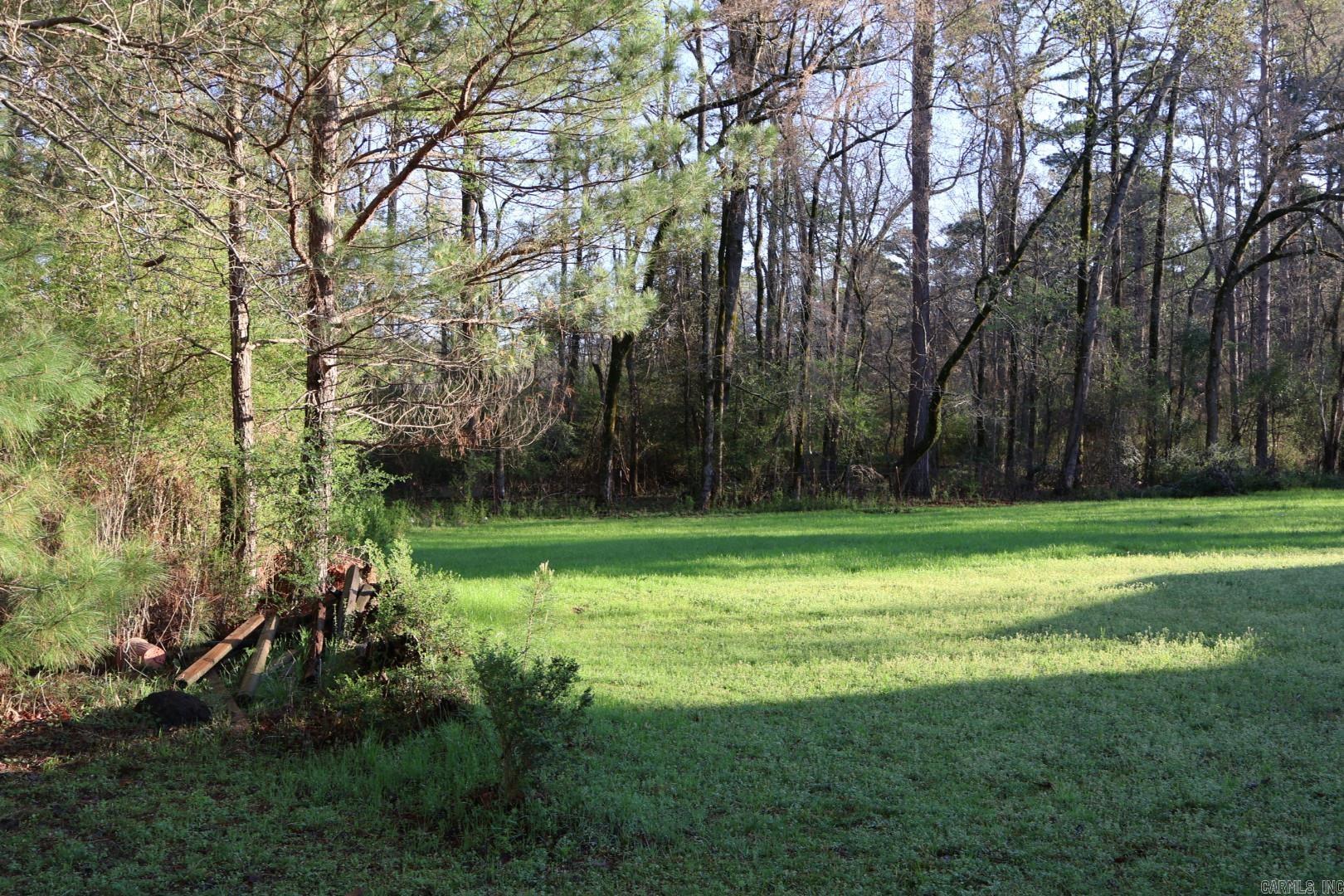 910 & 920 Reaves Cemetery  New Edinburg, AR