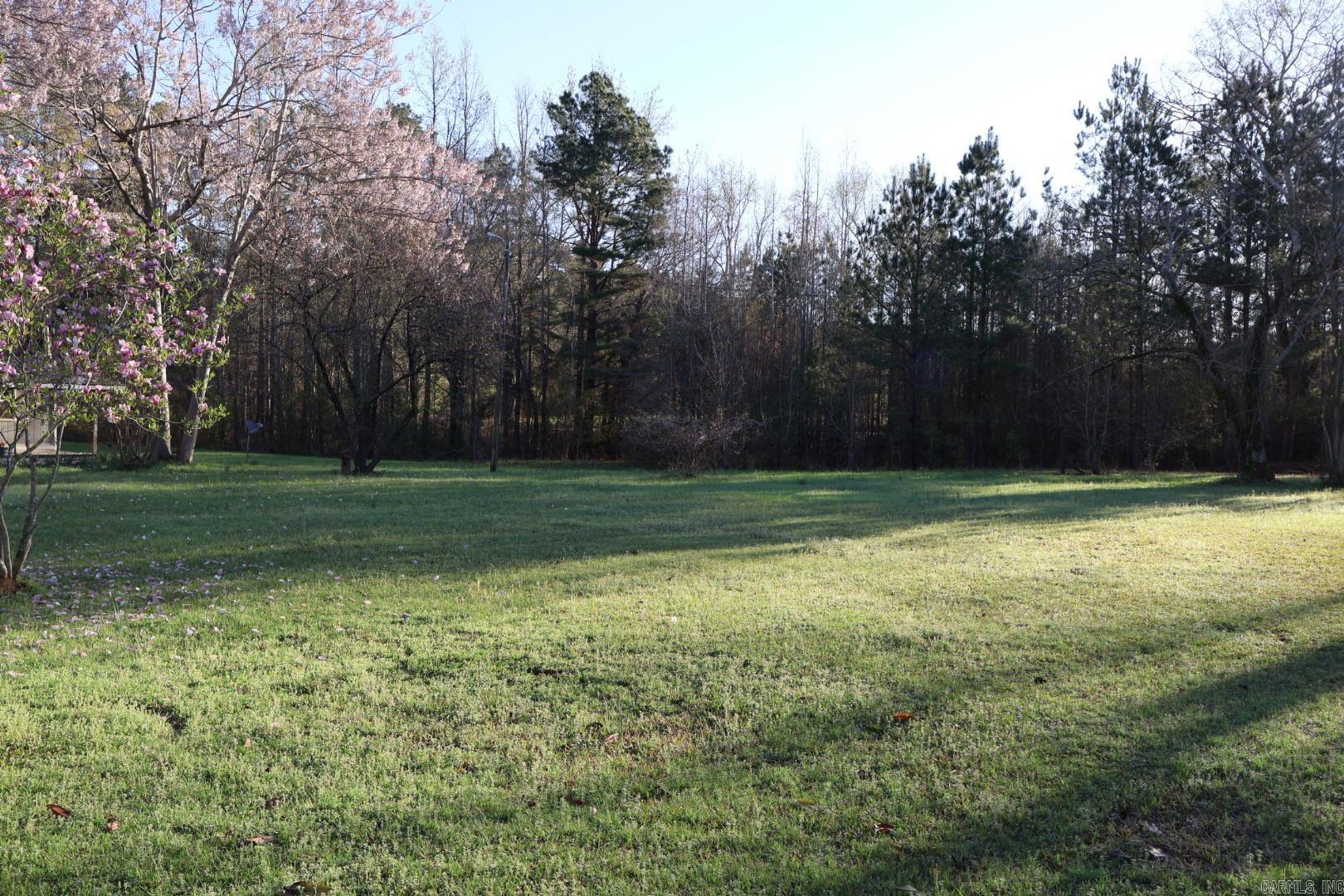 910 & 920 Reaves Cemetery  New Edinburg, AR