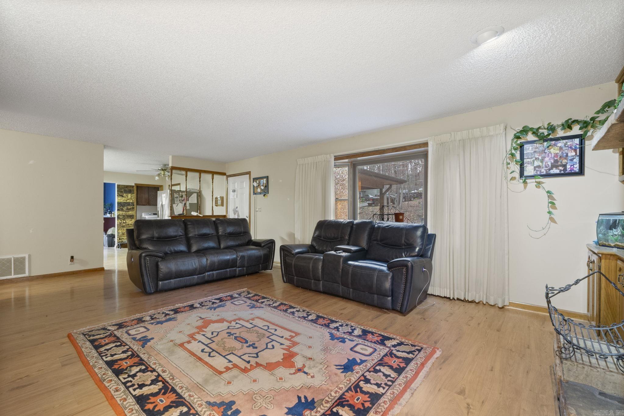 17 Badalona  Hot Springs, AR