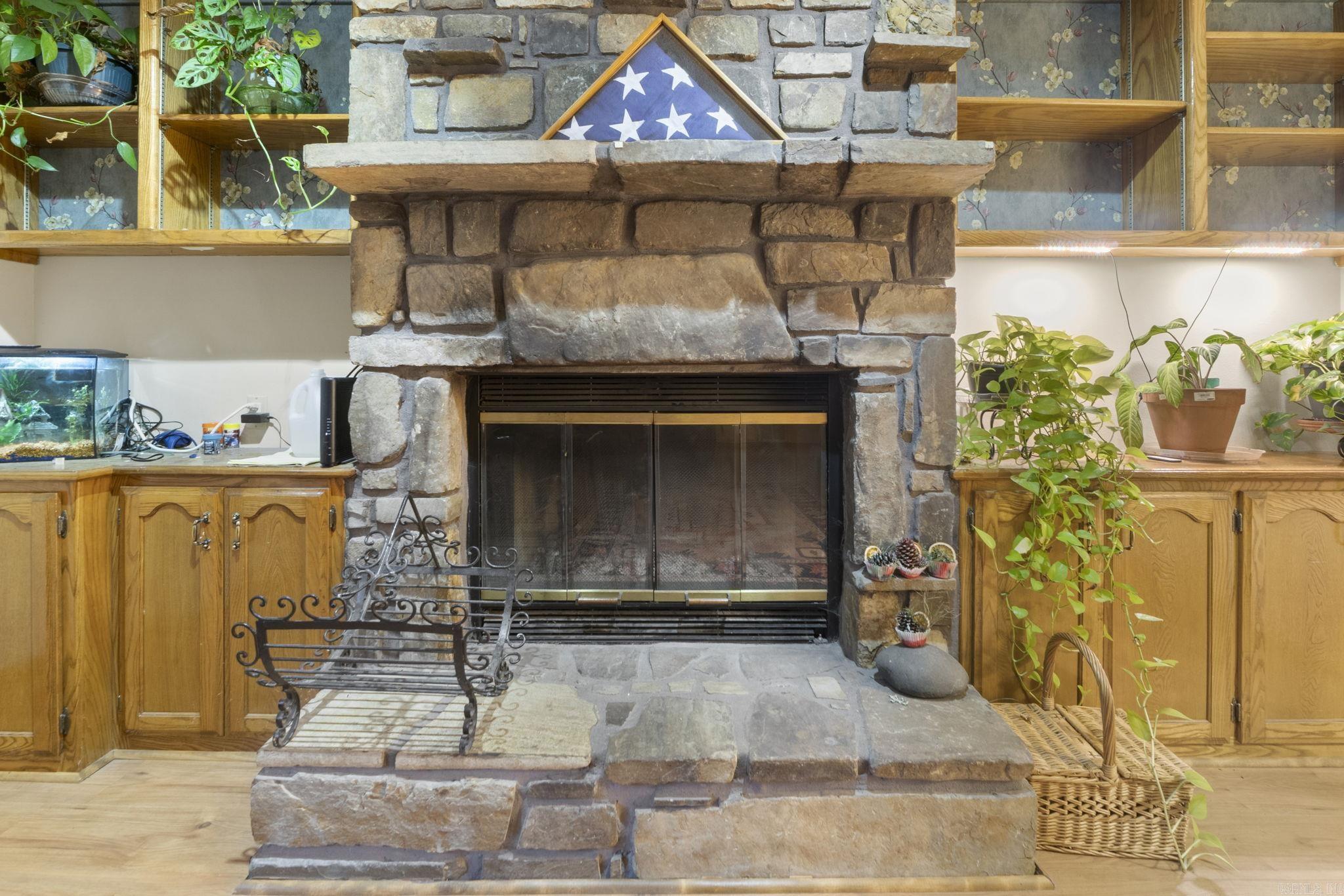 17 Badalona  Hot Springs, AR