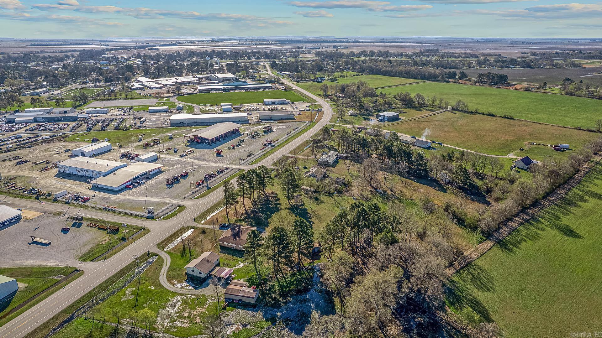 1981 HWY 63 Hoxie, AR 72433