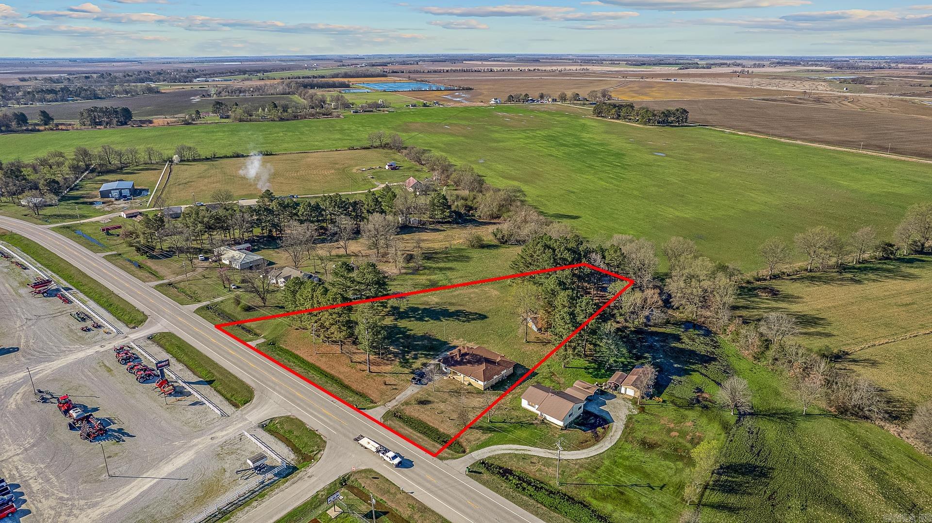 1981 HWY 63 Hoxie, AR 72433