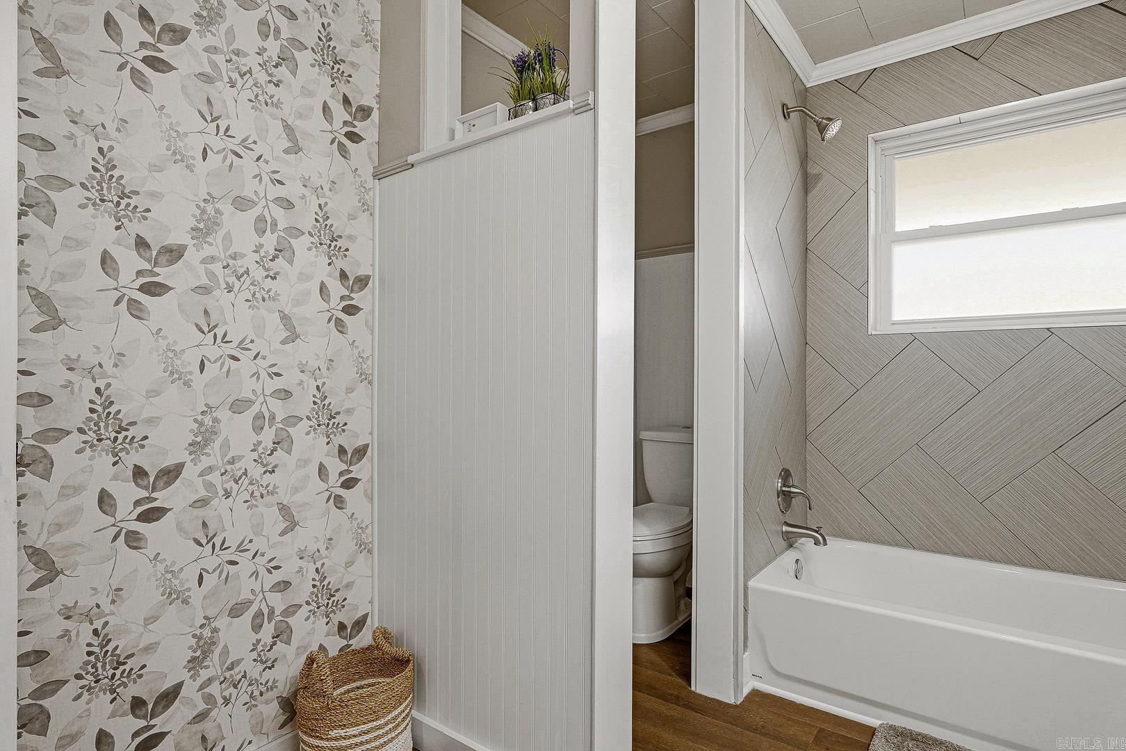 1981 HWY 63 Hoxie, AR 72433