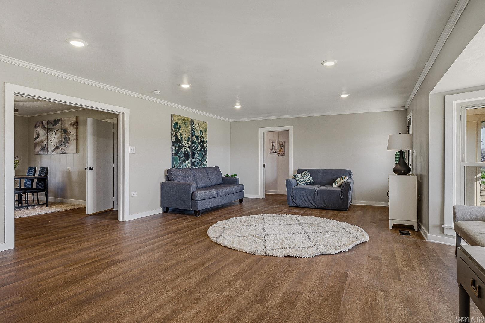 1981 HWY 63 Hoxie, AR 72433