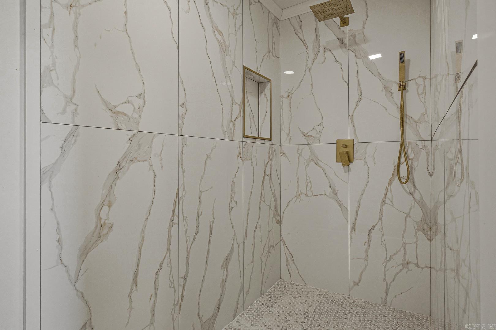 1981 HWY 63 Hoxie, AR 72433