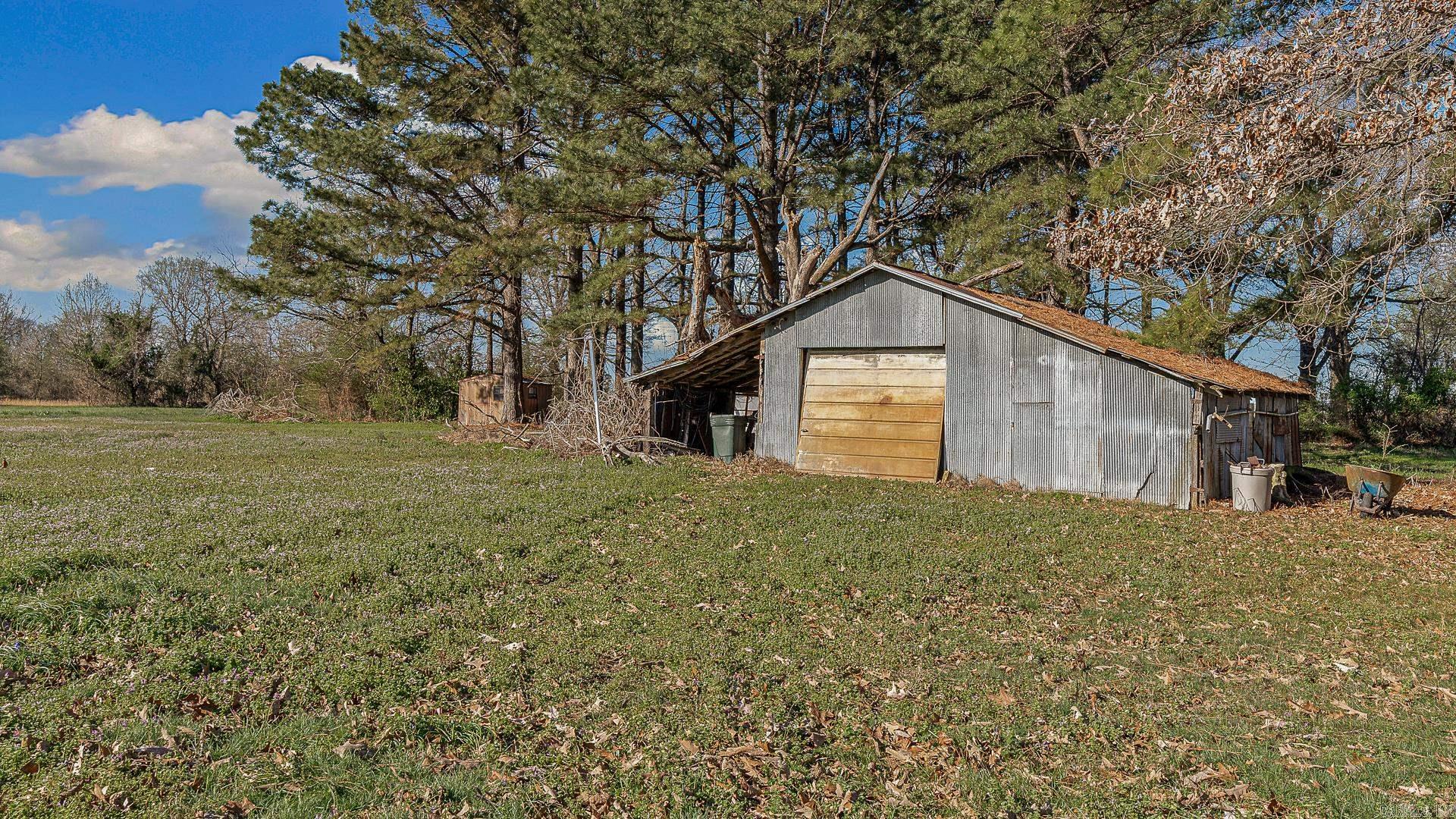 1981 HWY 63 Hoxie, AR 72433