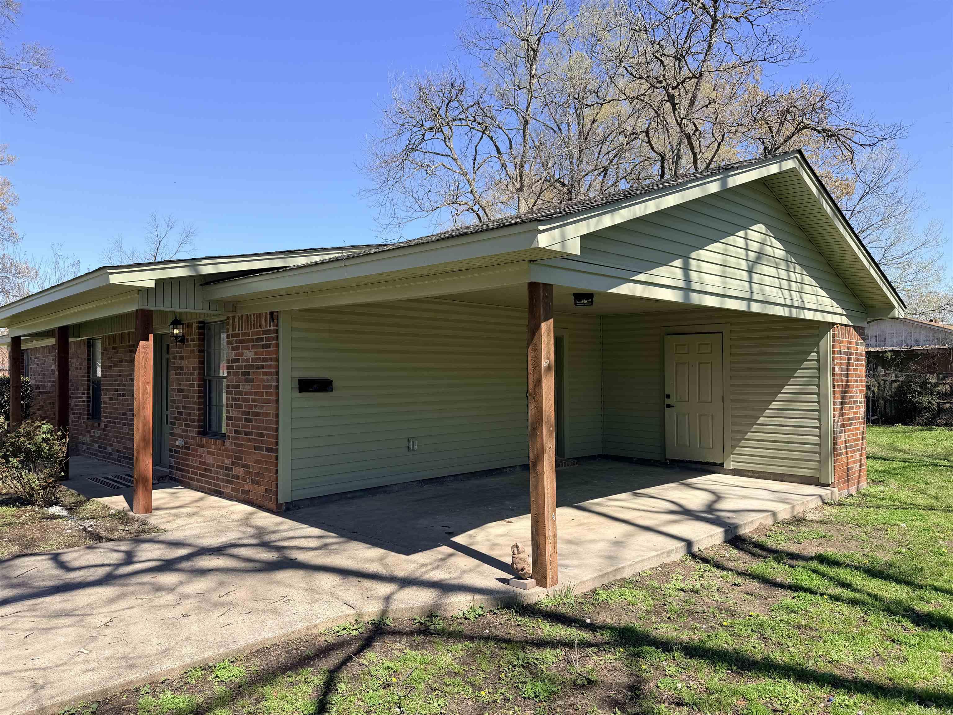 519 Frank t bunton  Lonoke, AR